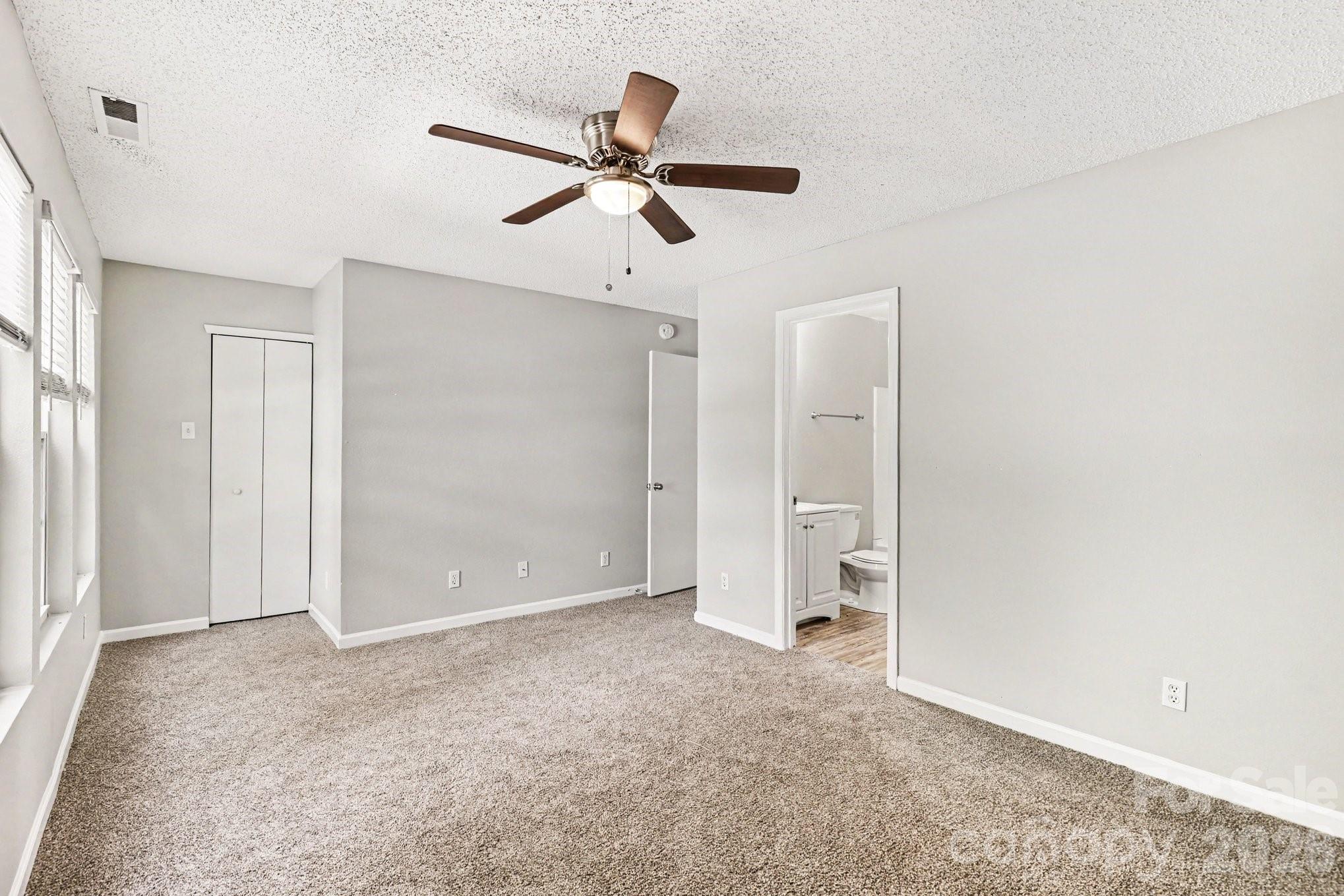12425 Stowe Acres Drive Property Photo 12