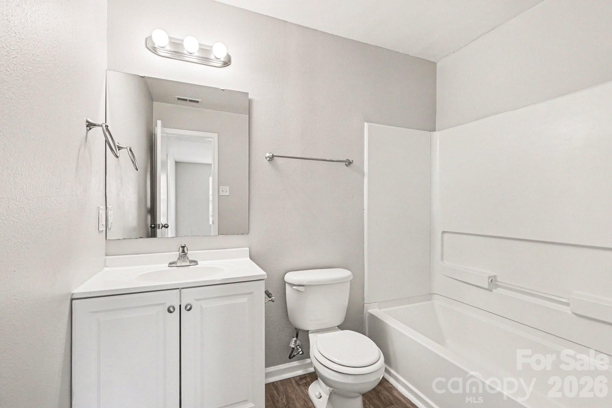 12425 Stowe Acres Drive Property Photo 14