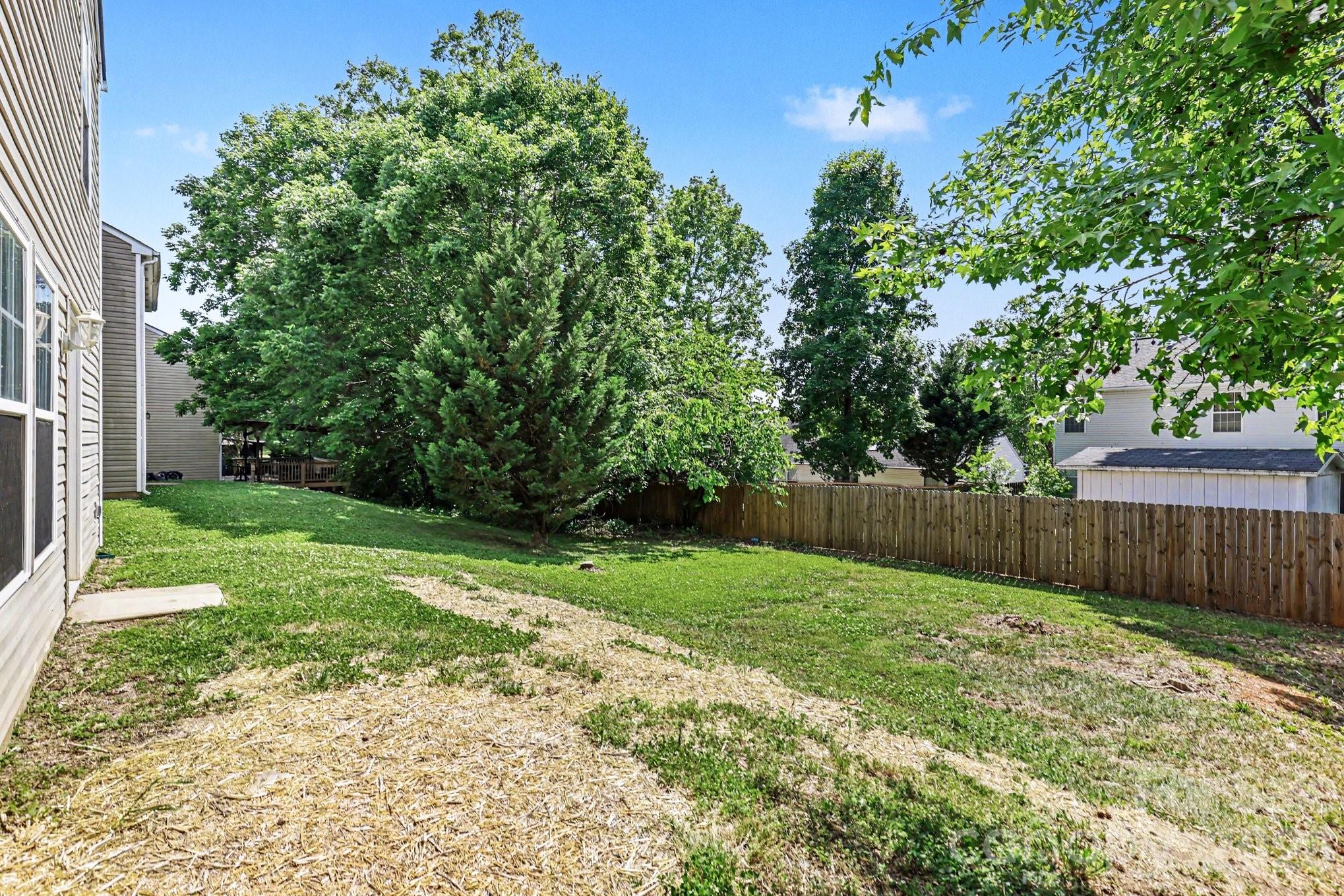 12425 Stowe Acres Drive Property Photo 17