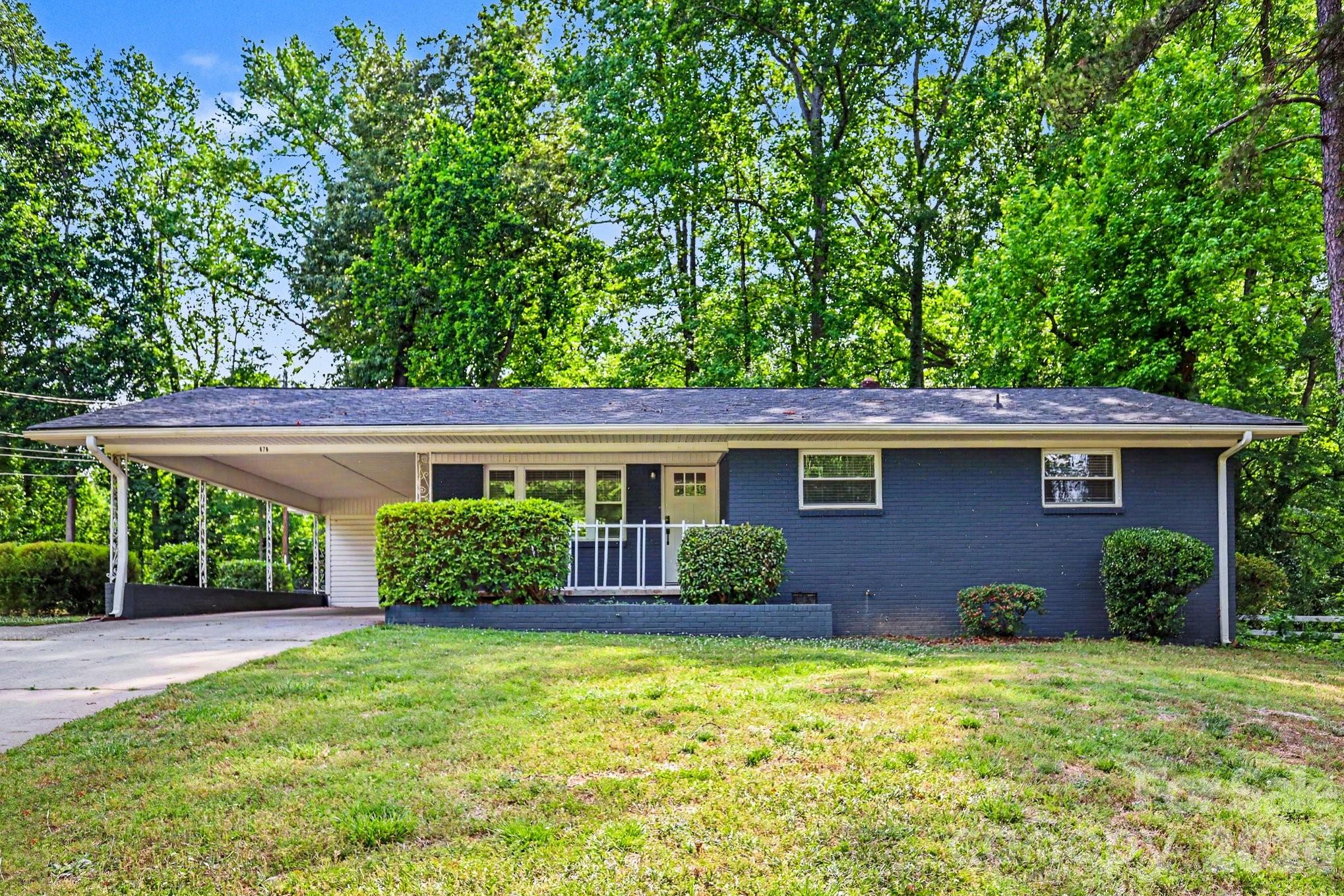 676 Sedgefield Street Property Photo 1