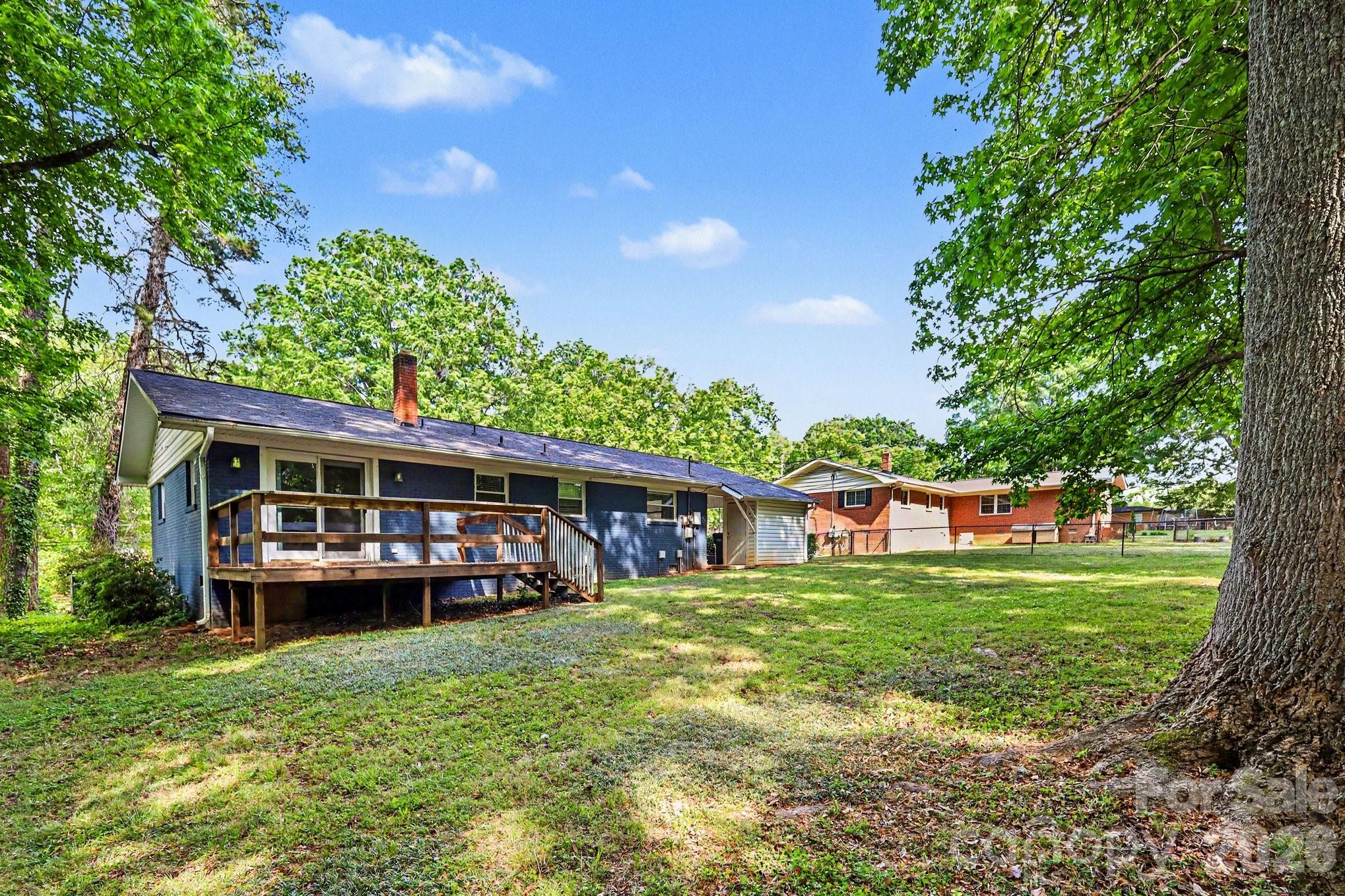 676 Sedgefield Street Property Photo 23