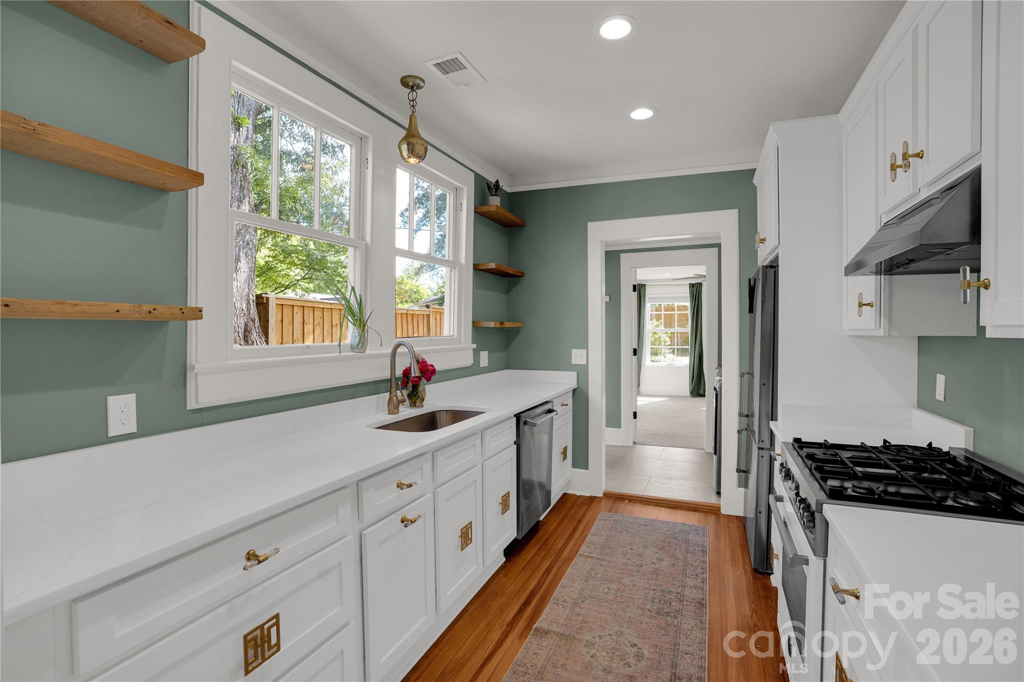 2418 Clark Street Property Photo 1