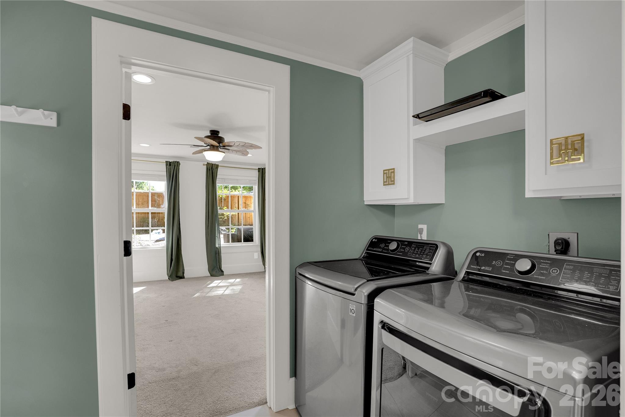 2418 Clark Street Property Photo 19