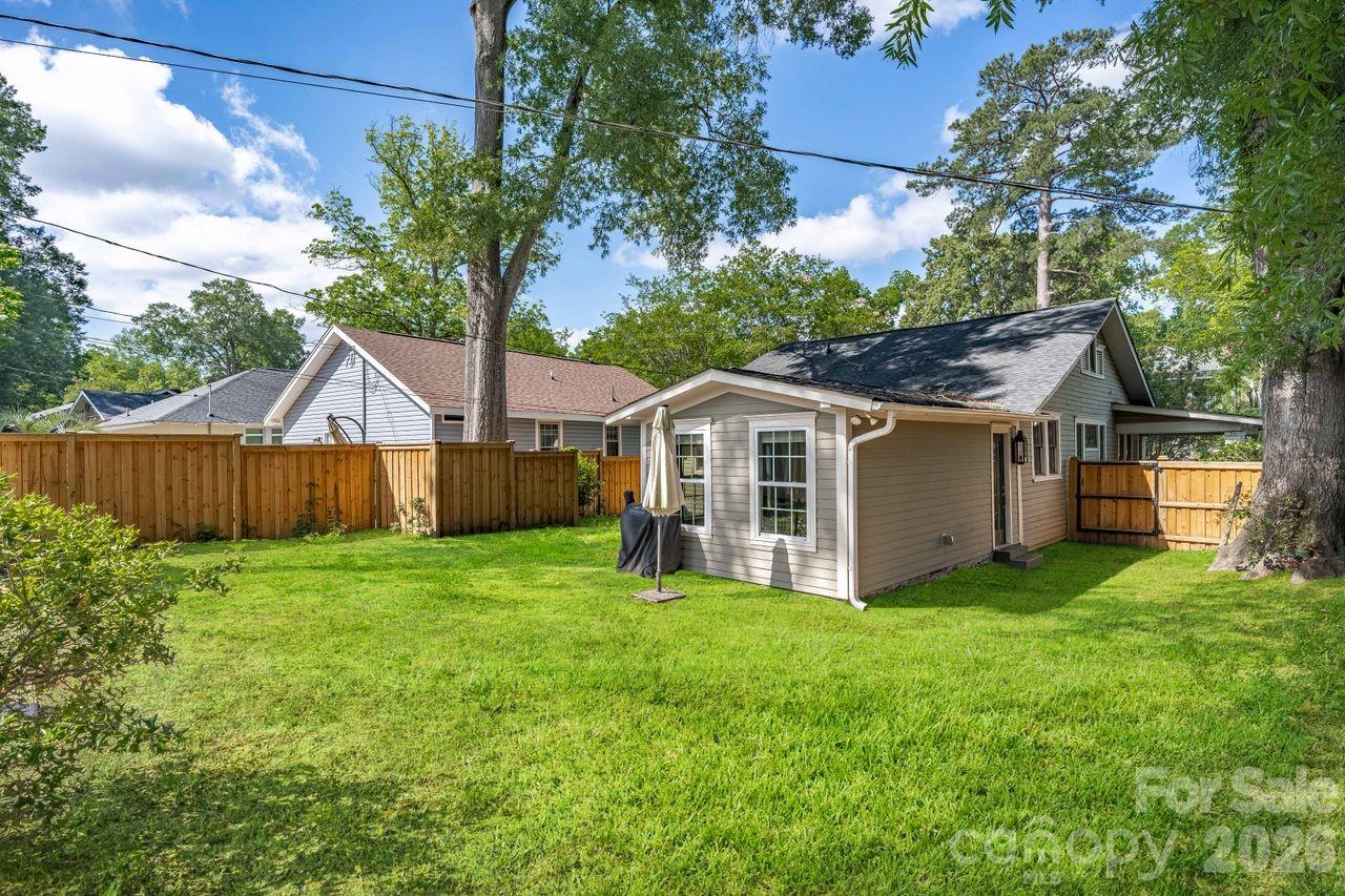 2418 Clark Street Property Photo 38