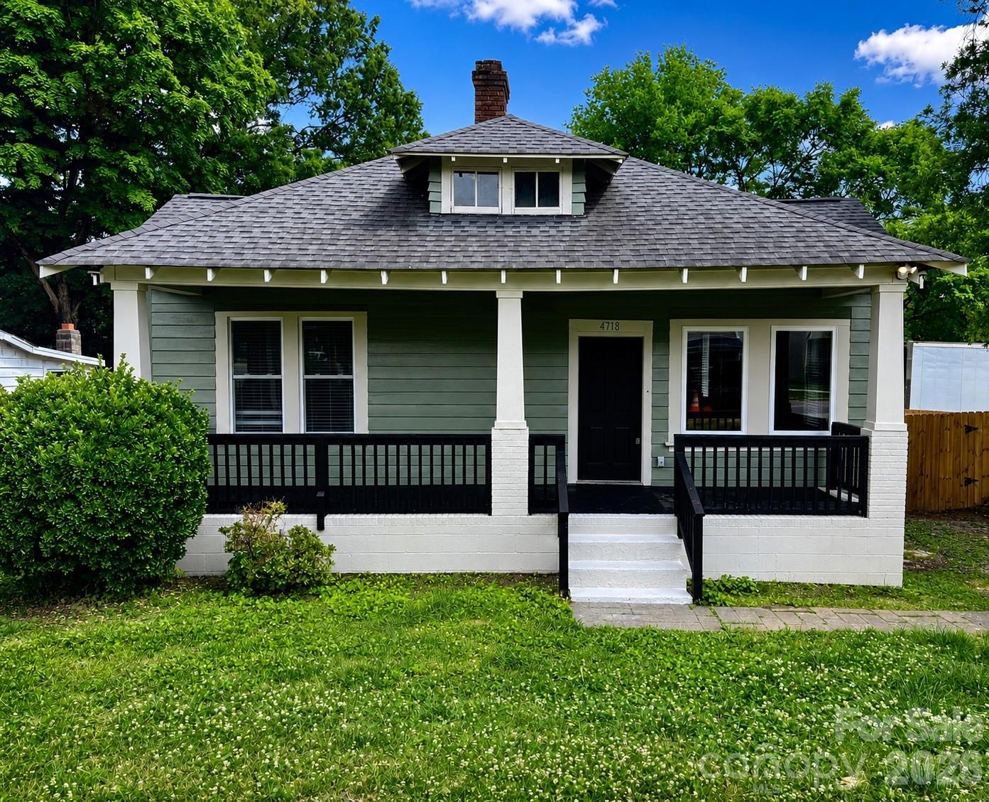 4118 Glory Street Property Photo 1