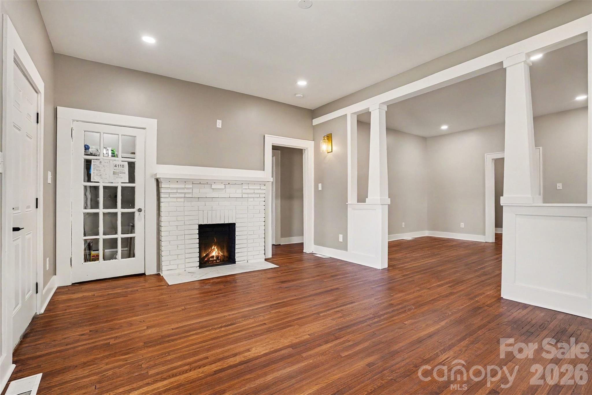 4118 Glory Street Property Photo 2