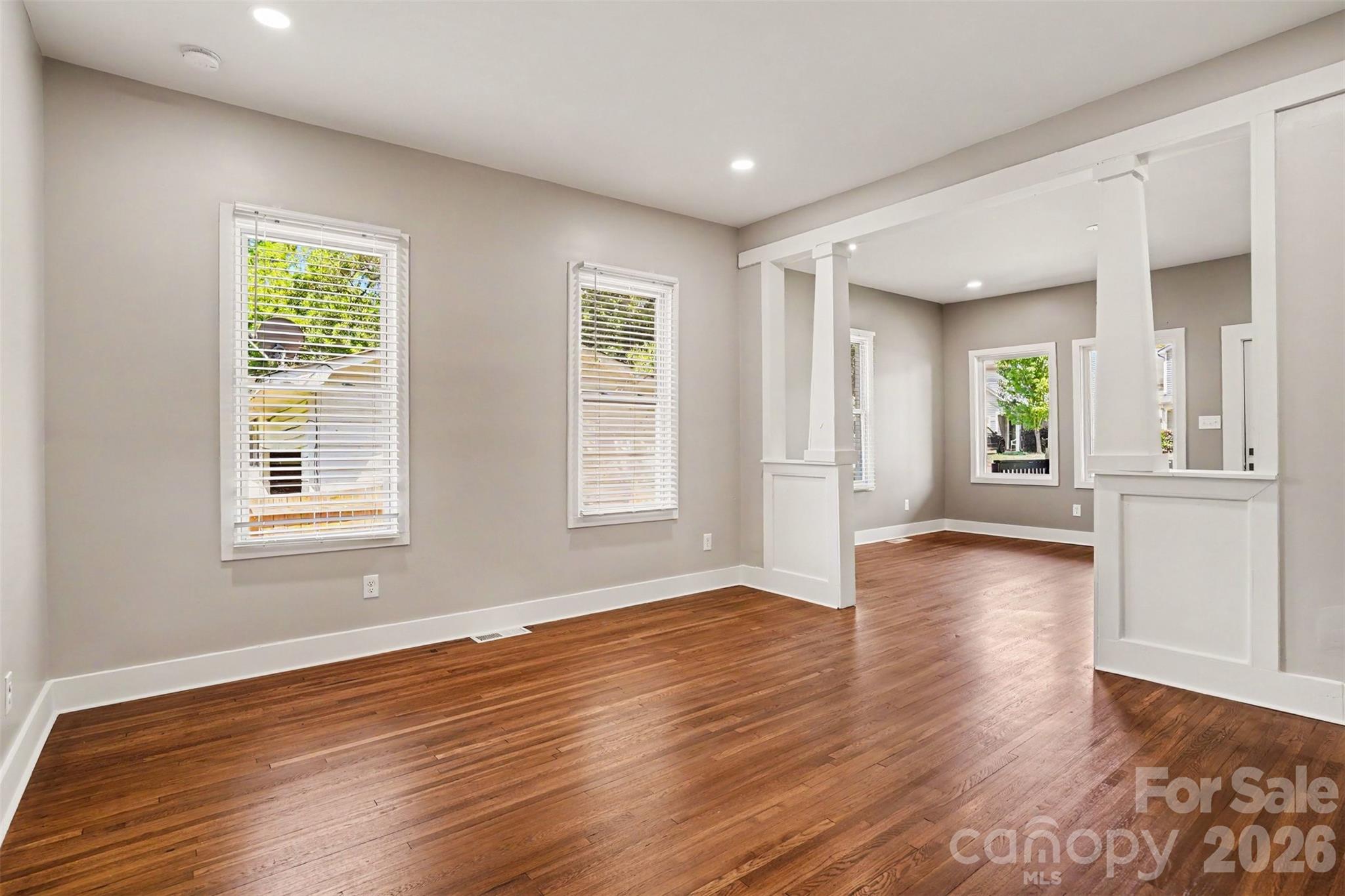 4118 Glory Street Property Photo 6