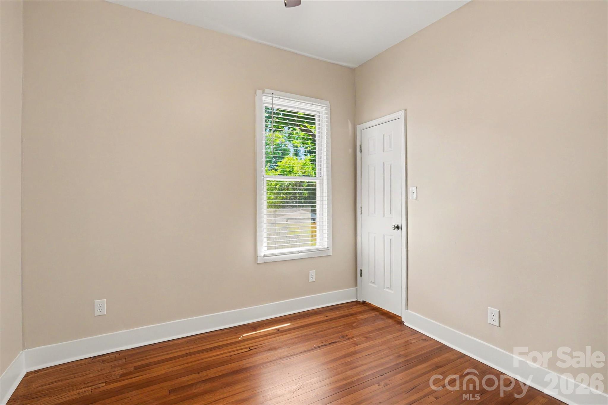 4118 Glory Street Property Photo 18