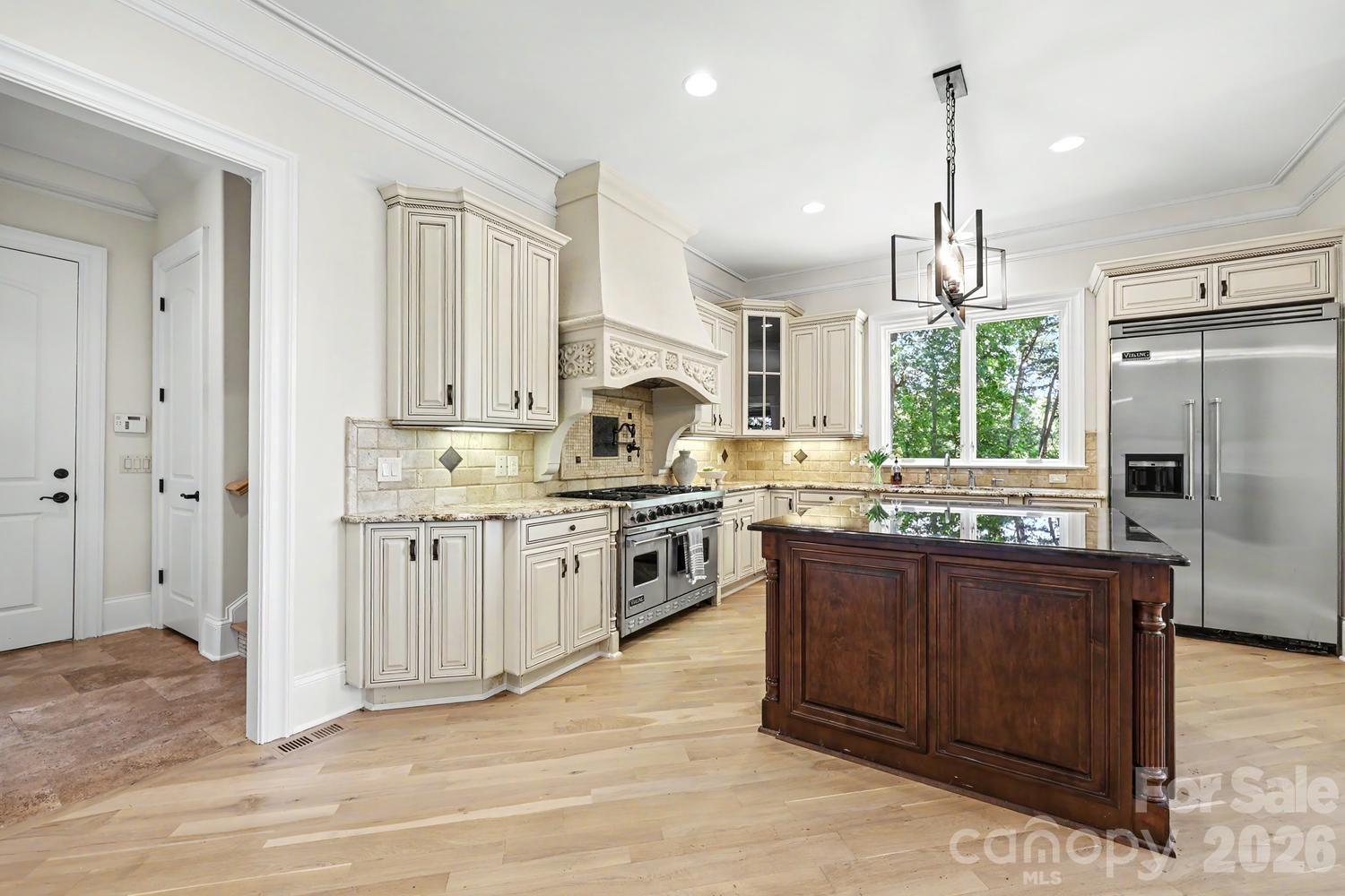 8041 Water View Drive Property Photo 13