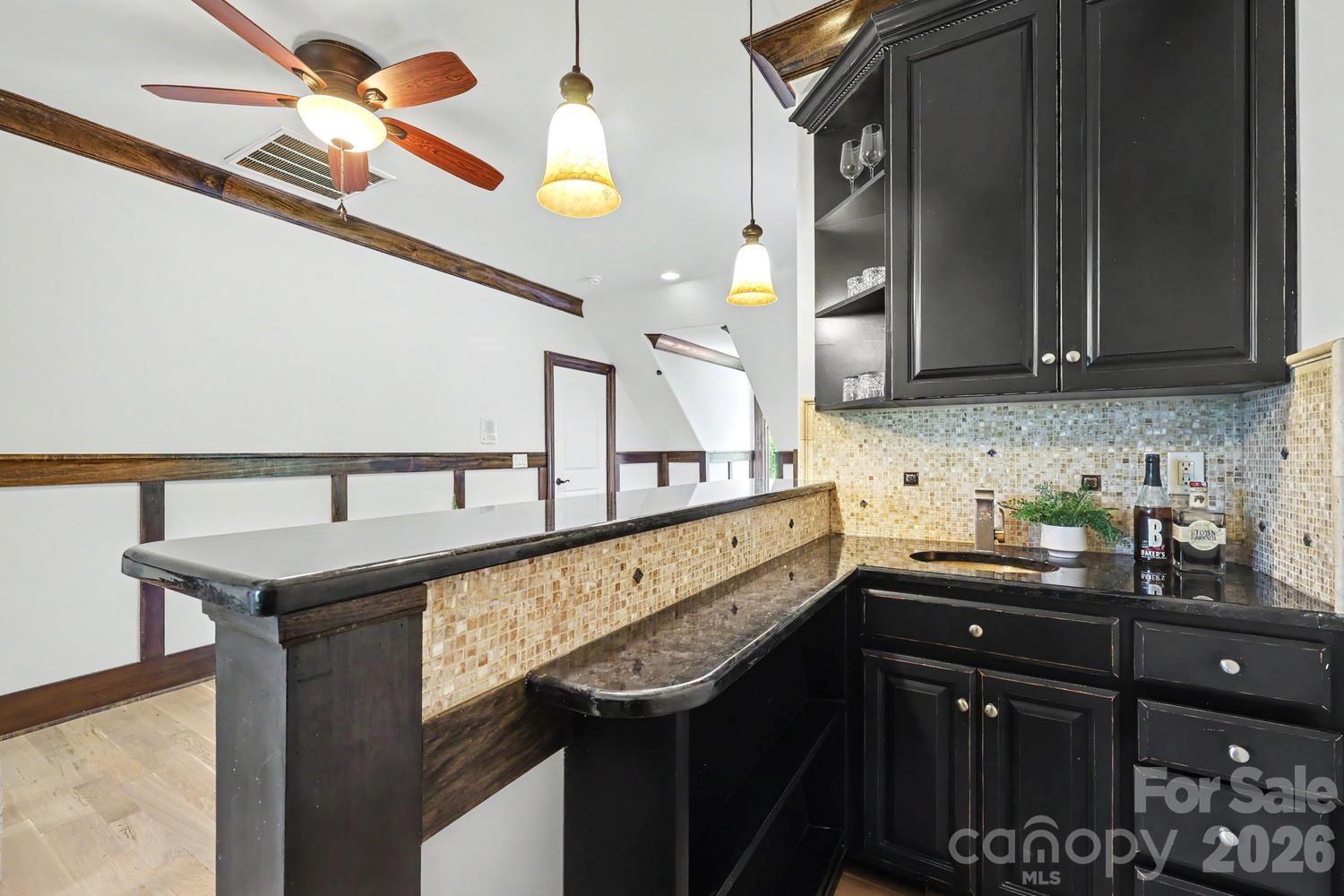 8041 Water View Drive Property Photo 39
