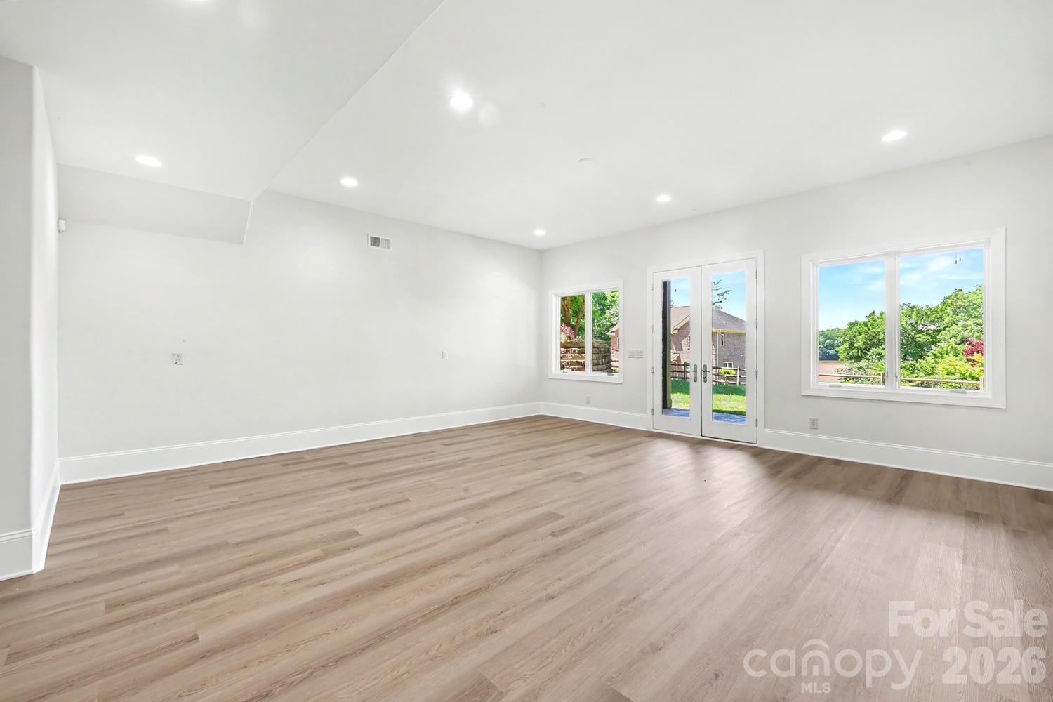 8041 Water View Drive Property Photo 41