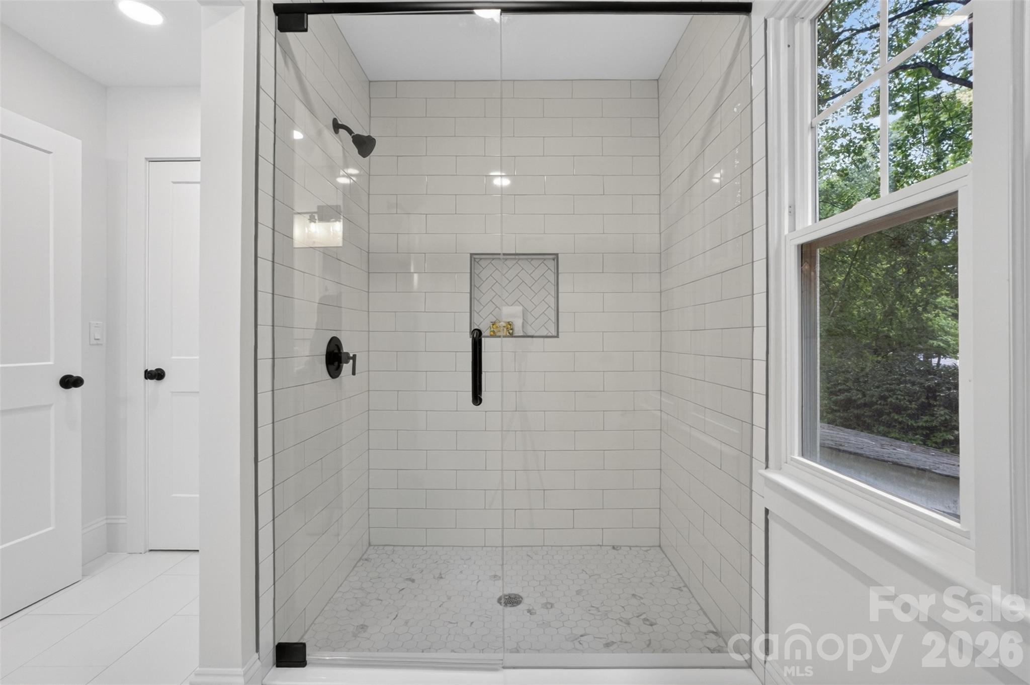 5318 Apple Blossom Court Property Photo 30