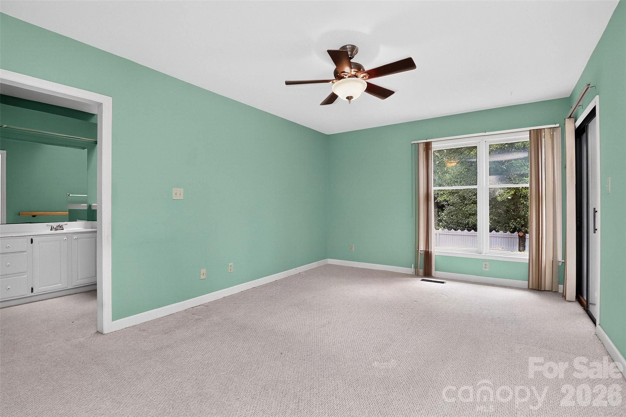 10316 Johns Towne Drive Property Photo 16