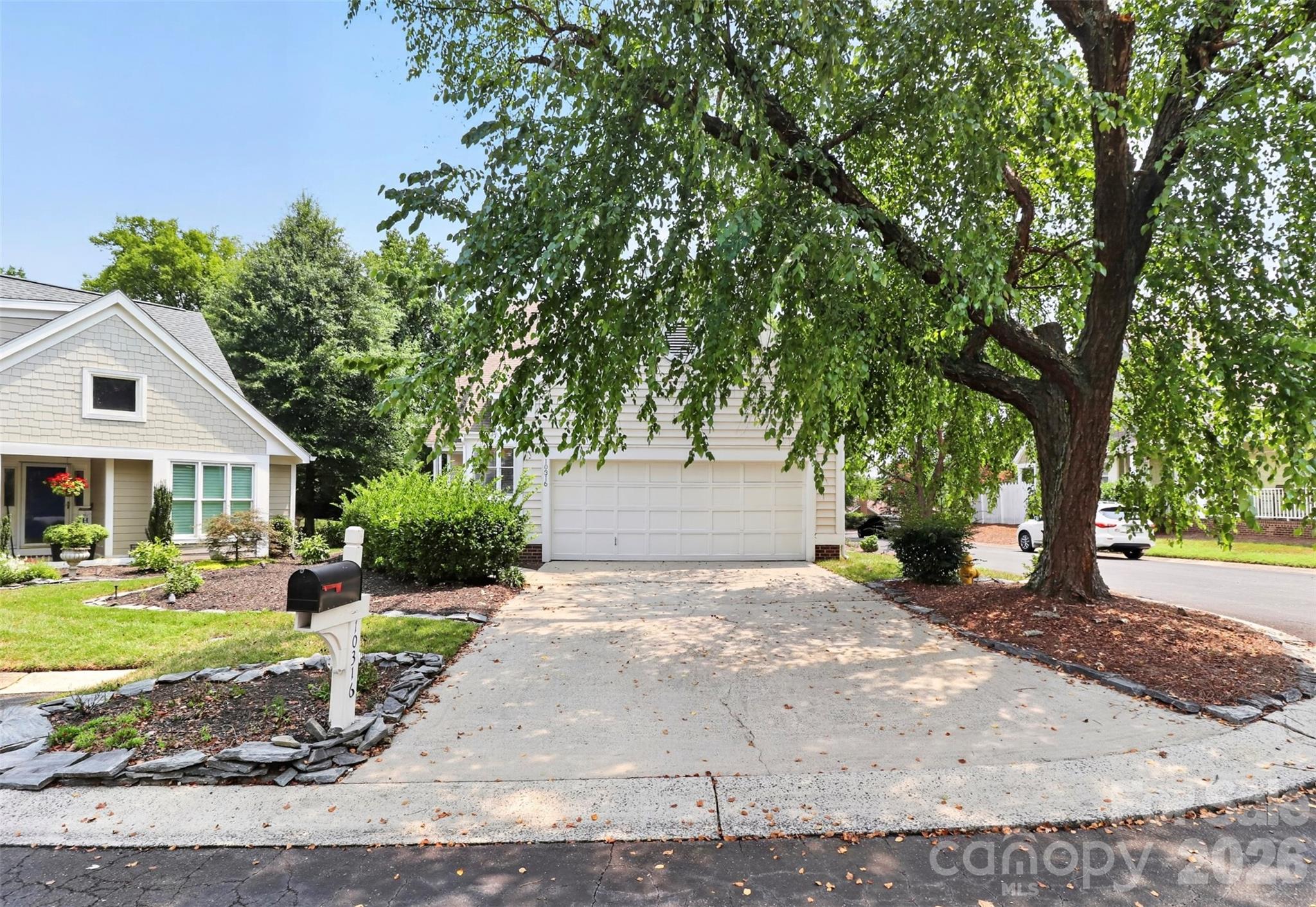 10316 Johns Towne Drive Property Photo 30