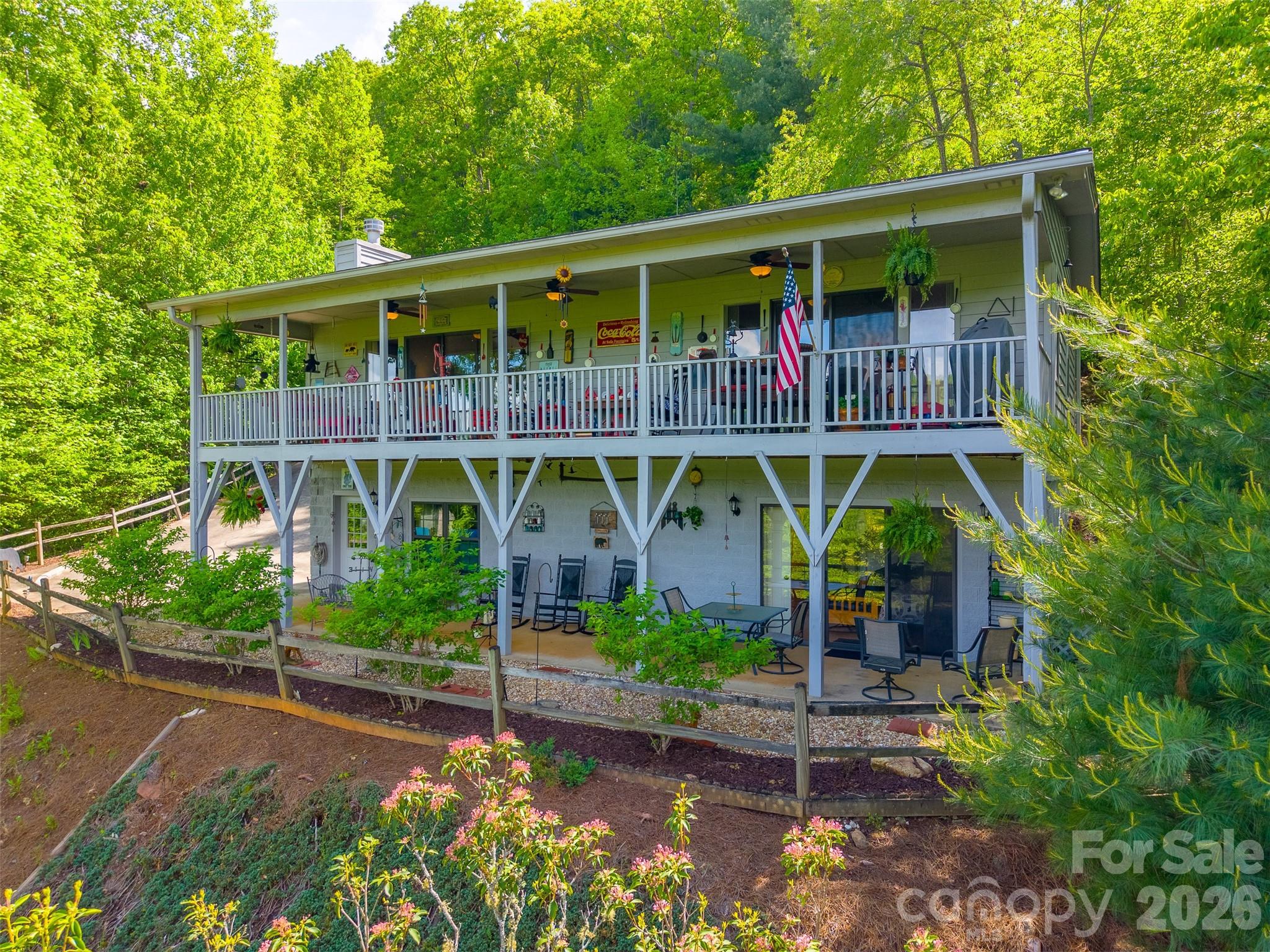 531 Reserve Road Property Photo 1