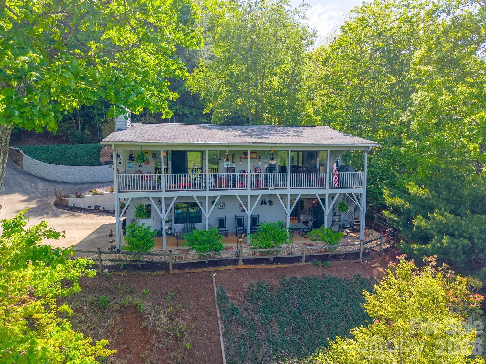 531 Reserve Road Property Photo 2