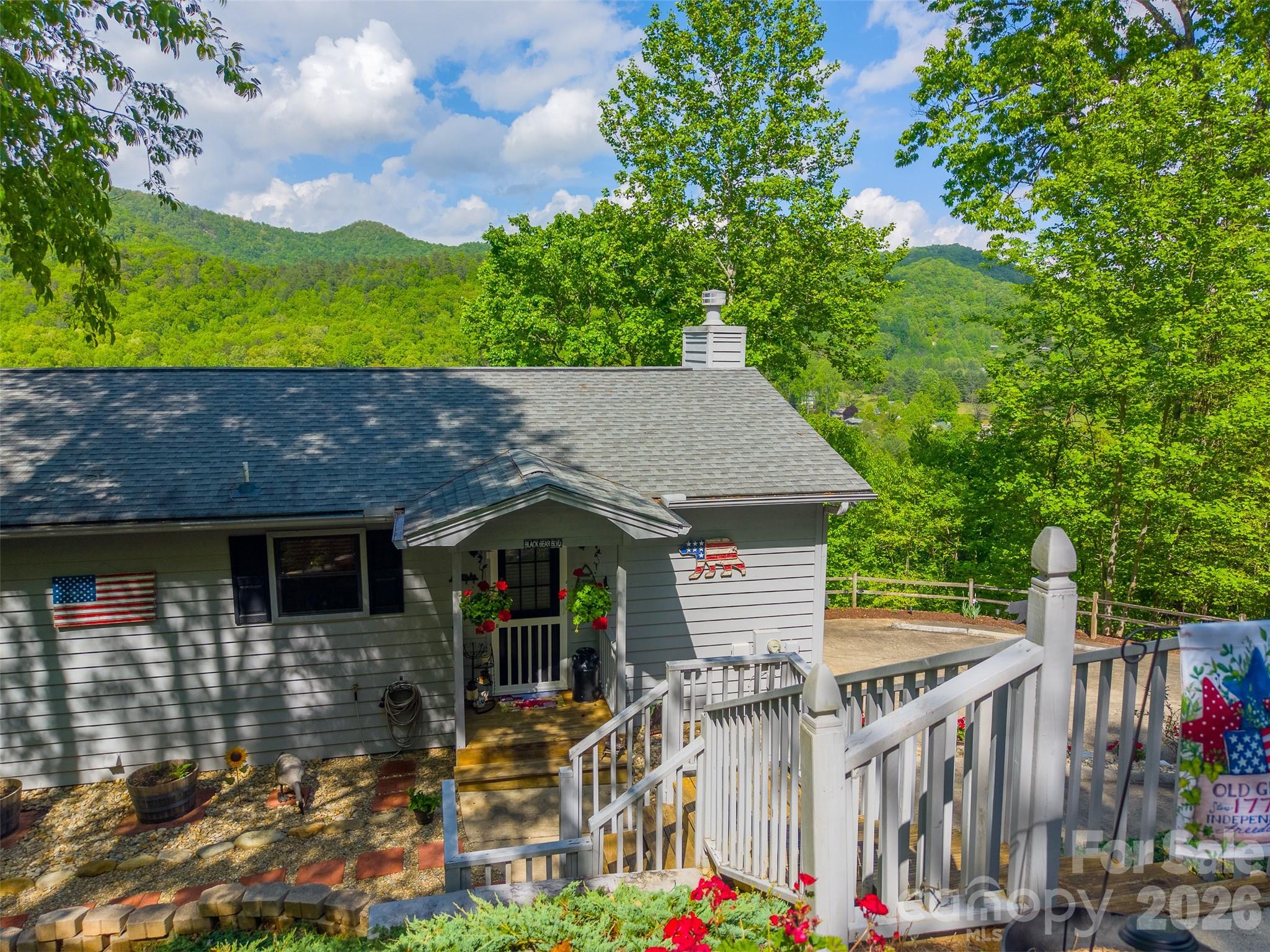 531 Reserve Road Property Photo 5