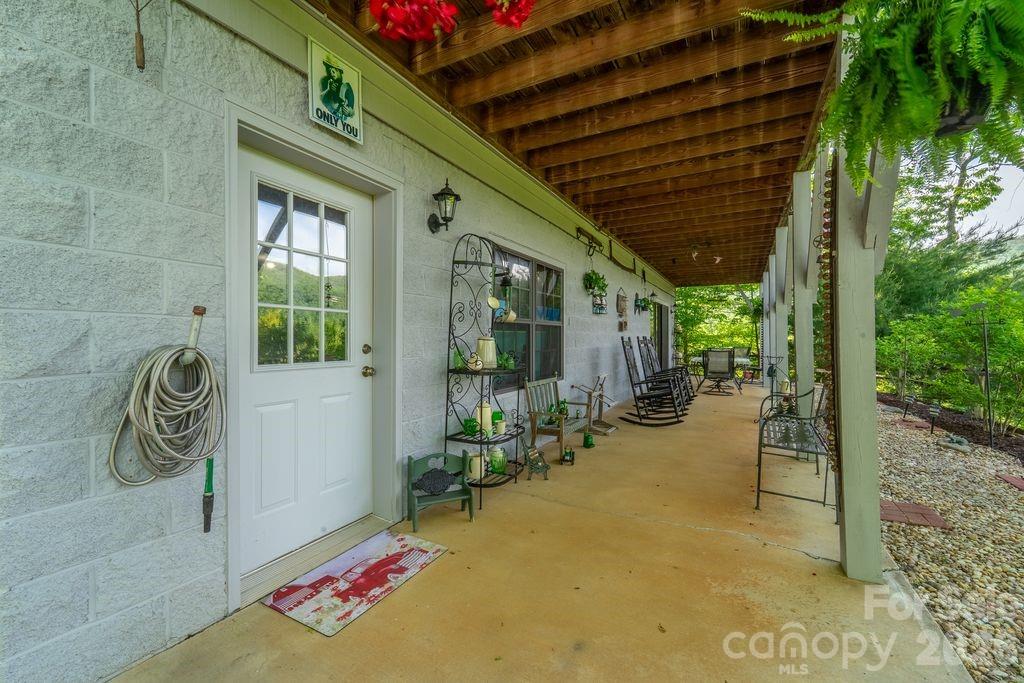 531 Reserve Road Property Photo 32