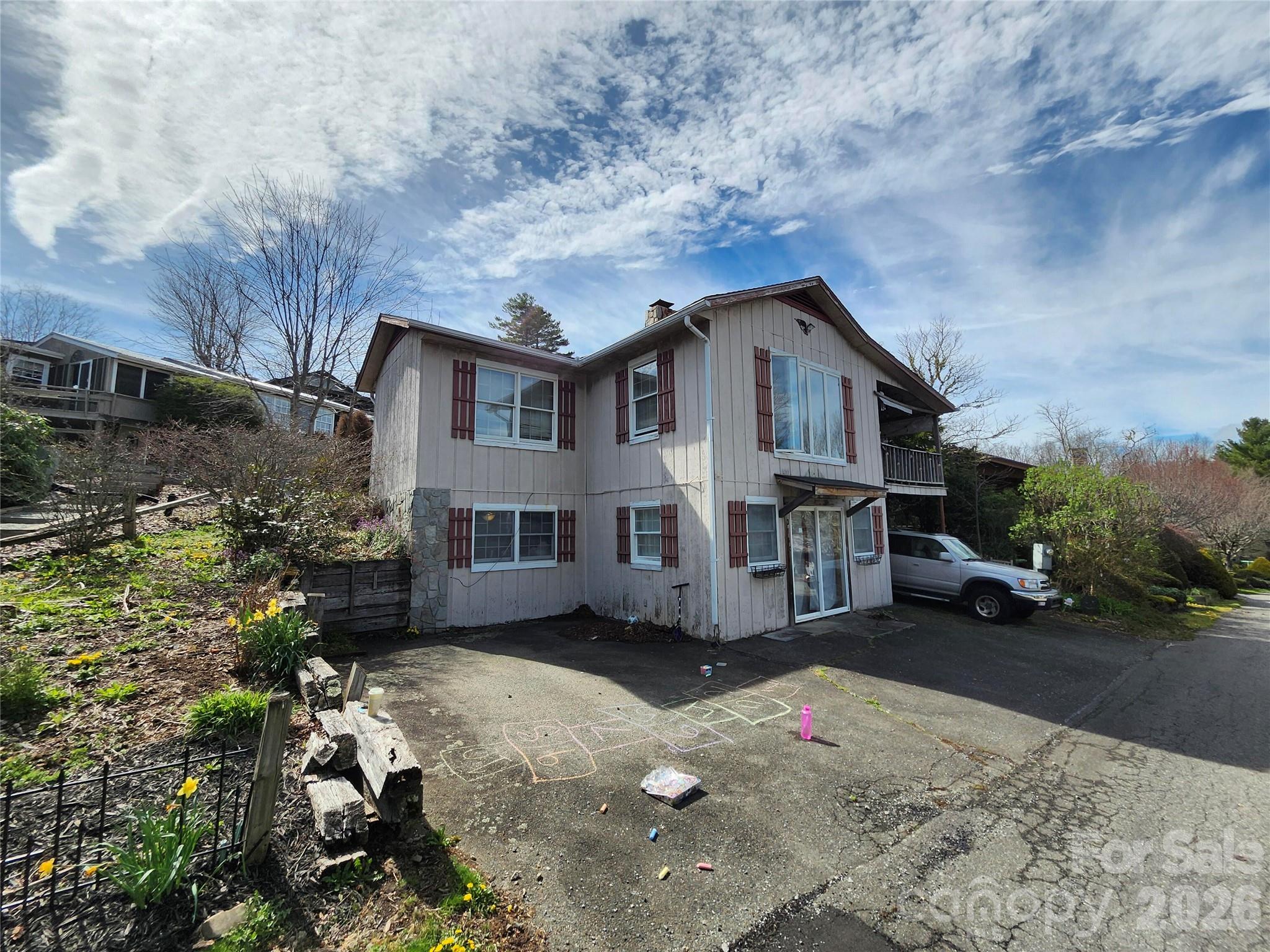 316 Snowshoe Loop Property Photo 1