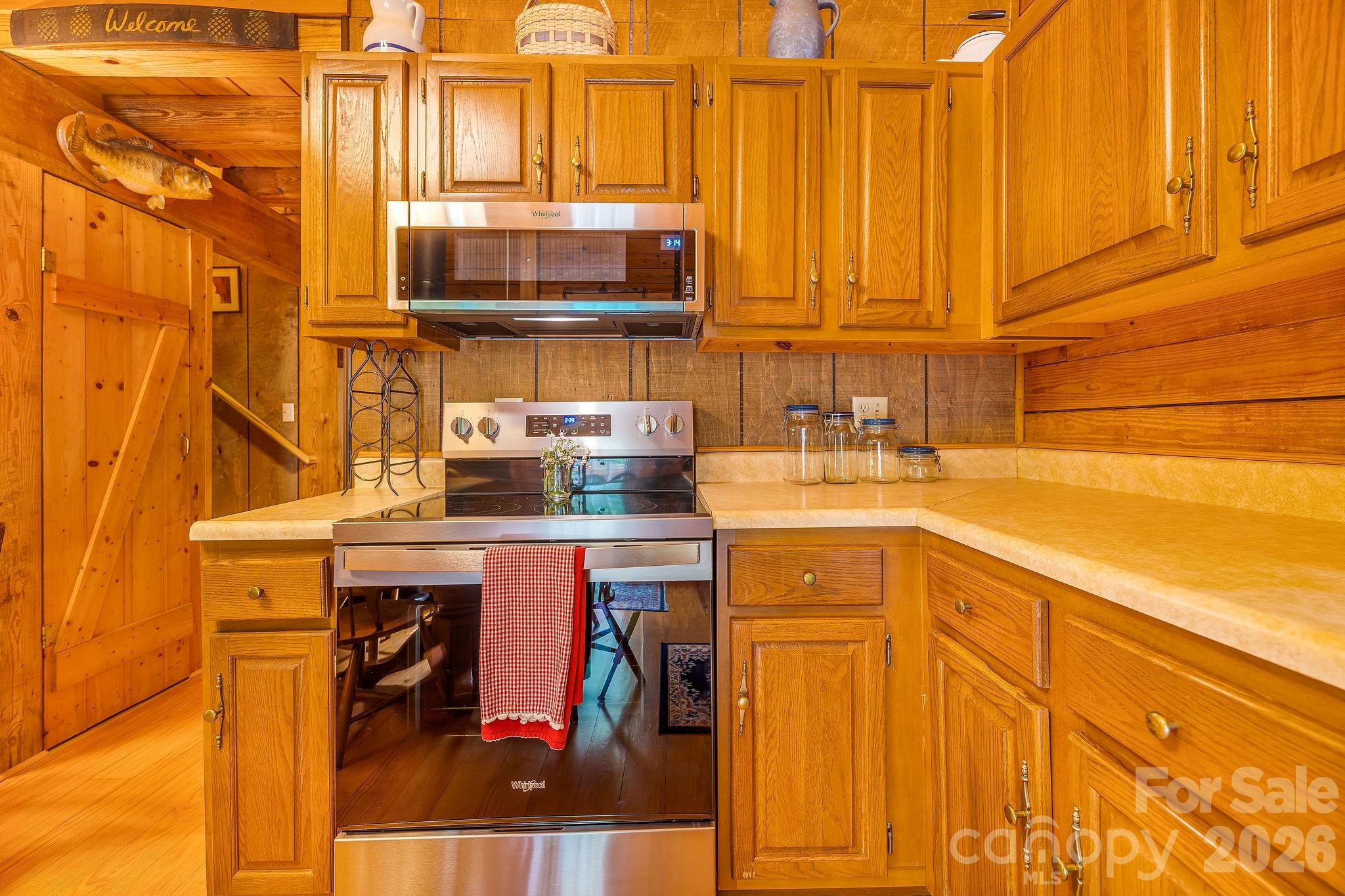 51 Spruce Street Property Photo 12