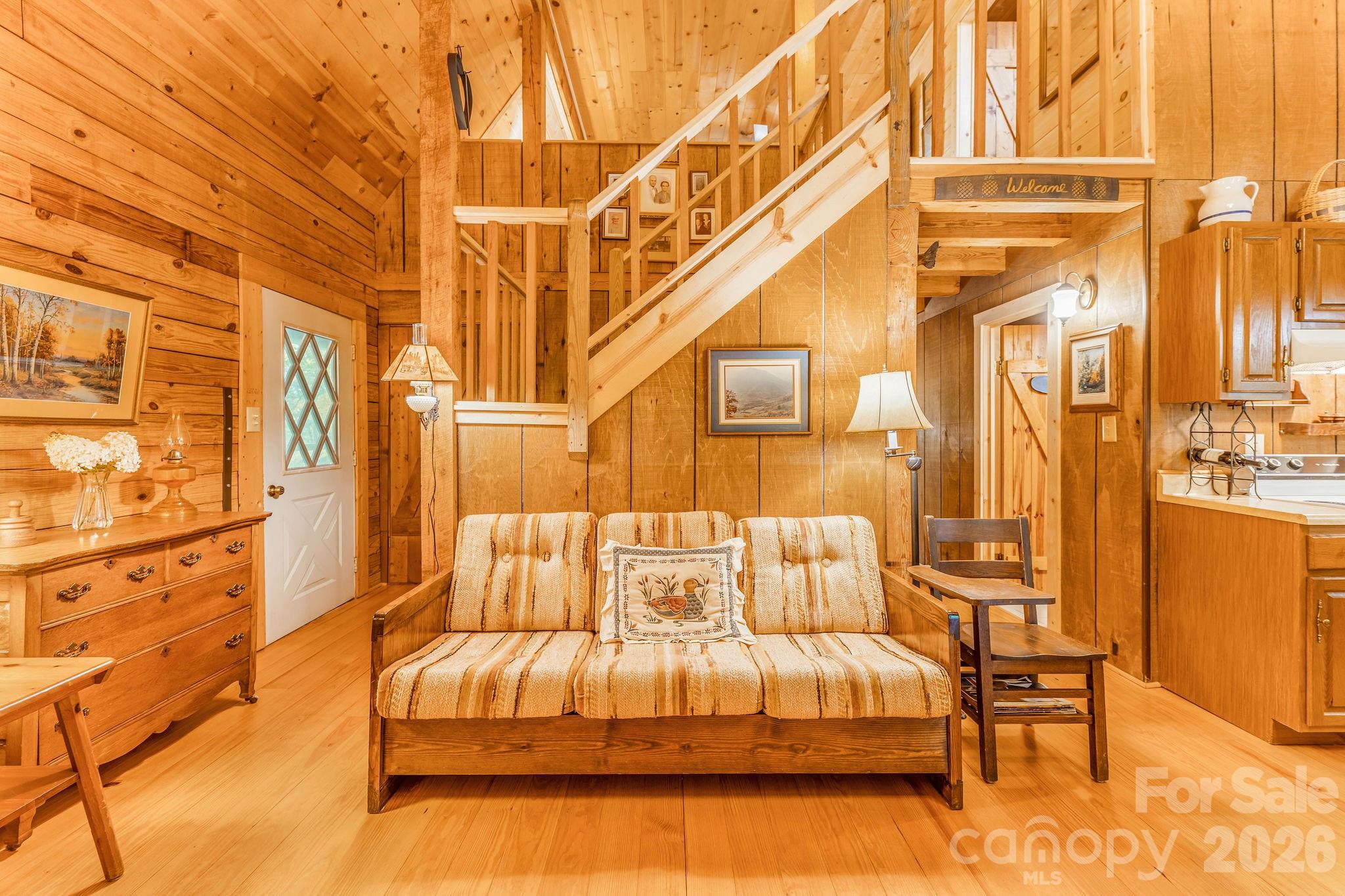 51 Spruce Street Property Photo 14