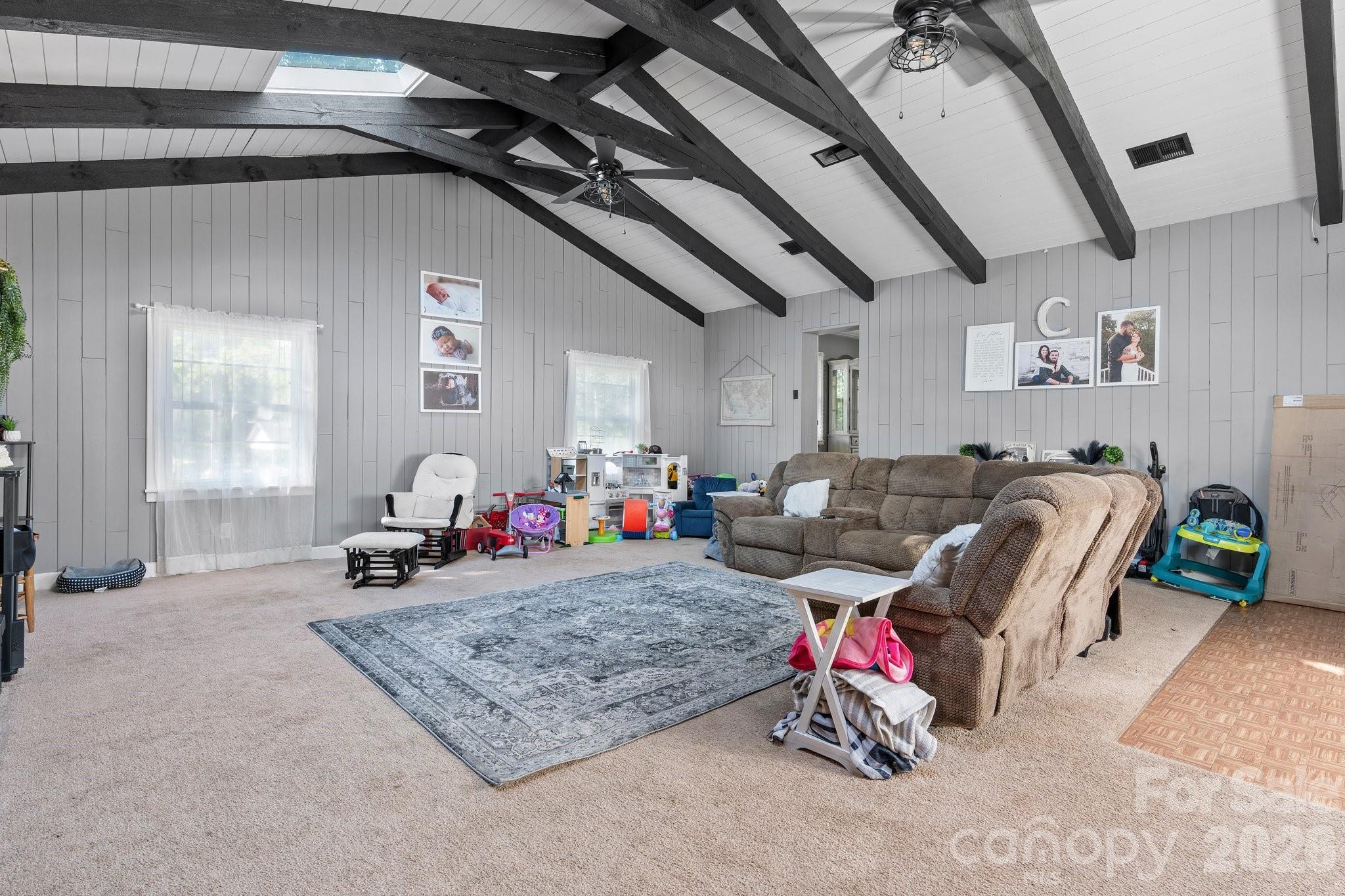 2596 Sweetbriar Circle Property Photo 7