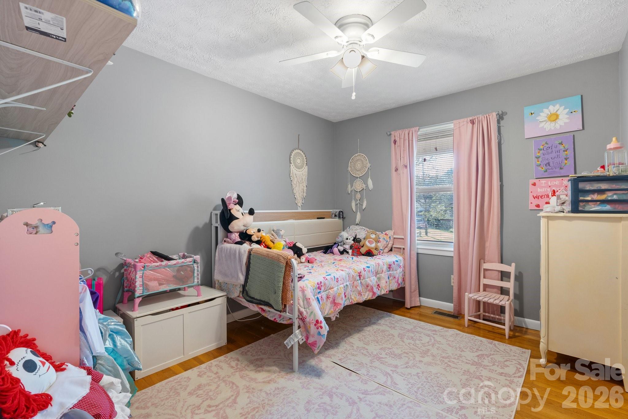 2596 Sweetbriar Circle Property Photo 17