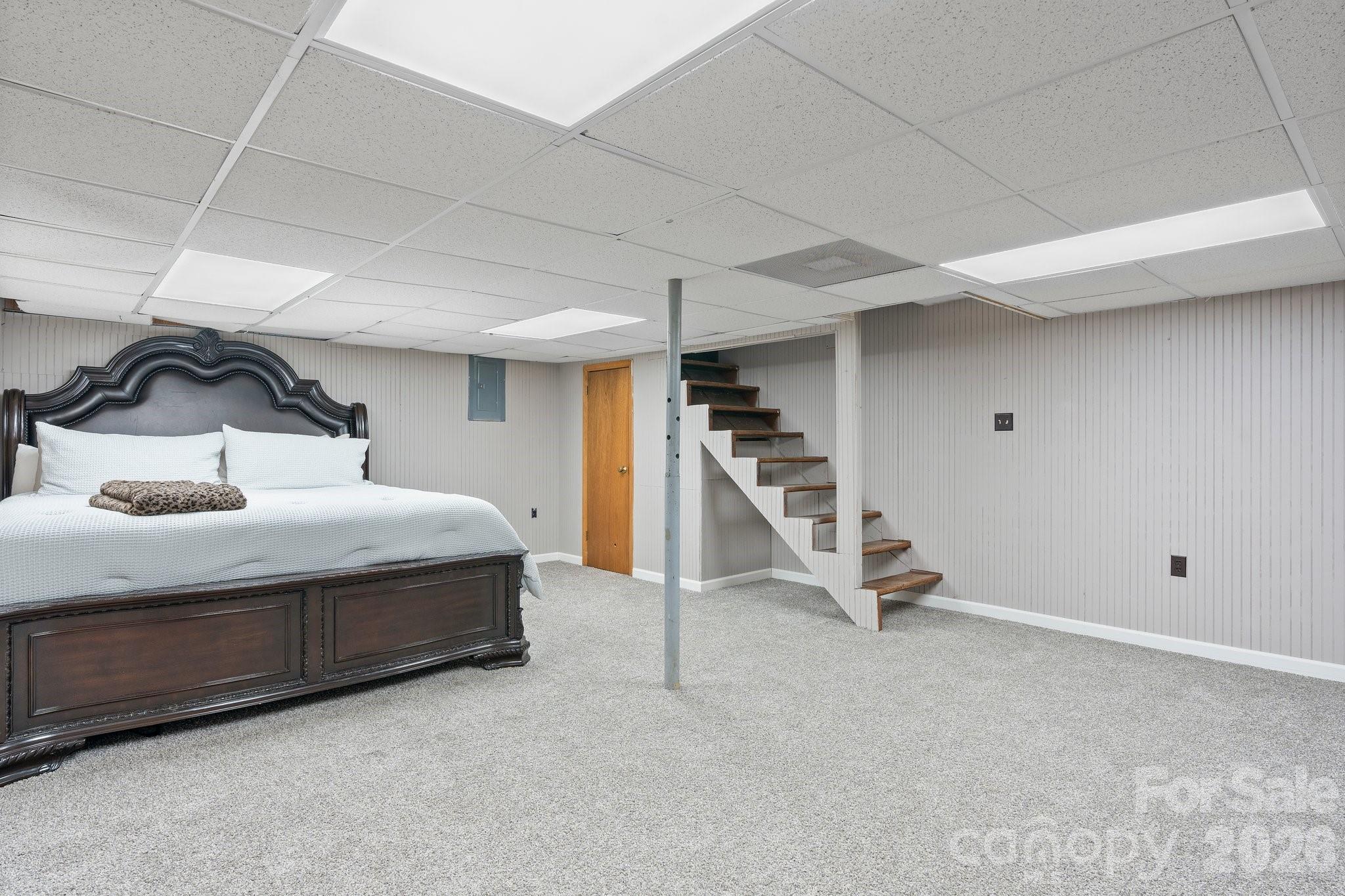 2596 Sweetbriar Circle Property Photo 19