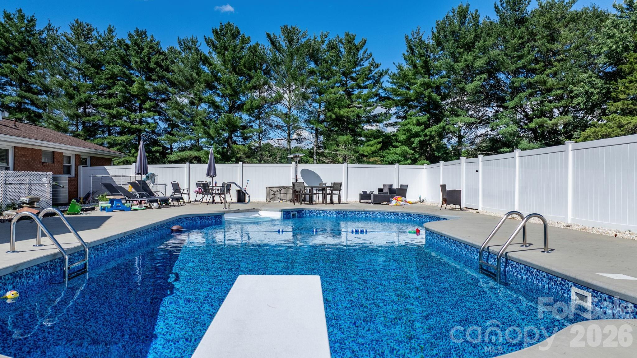 2596 Sweetbriar Circle Property Photo 30