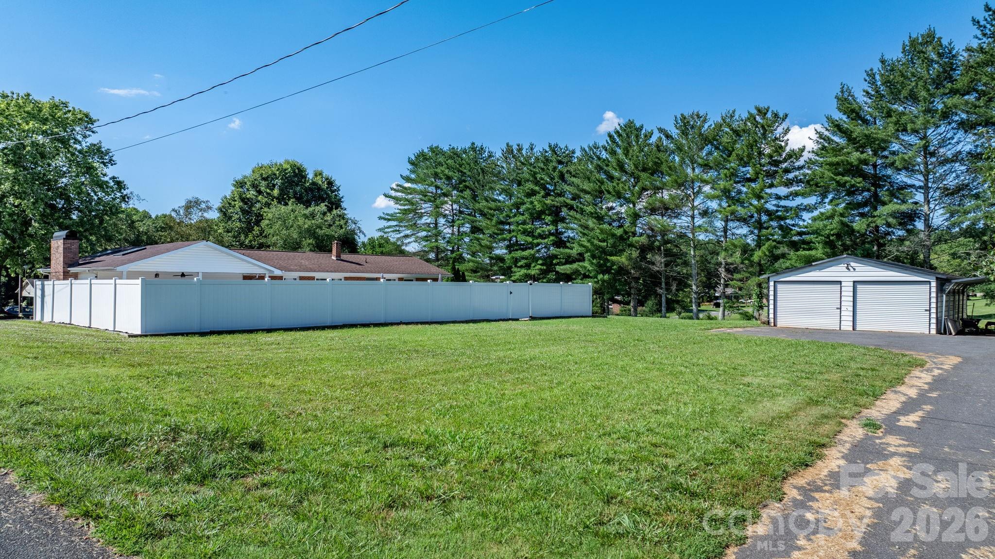 2596 Sweetbriar Circle Property Photo 40