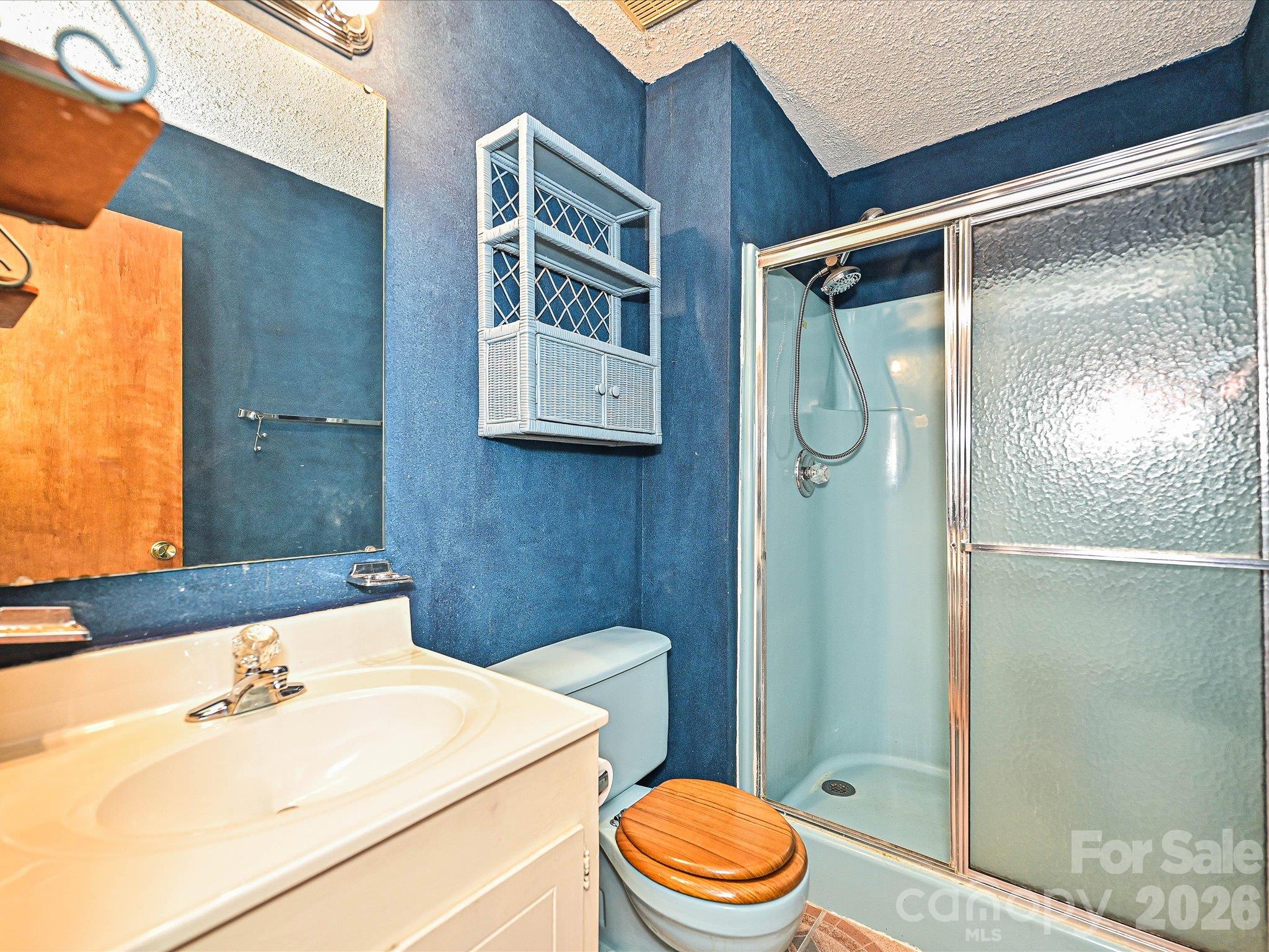 7422 Bradgate Road Property Photo 25