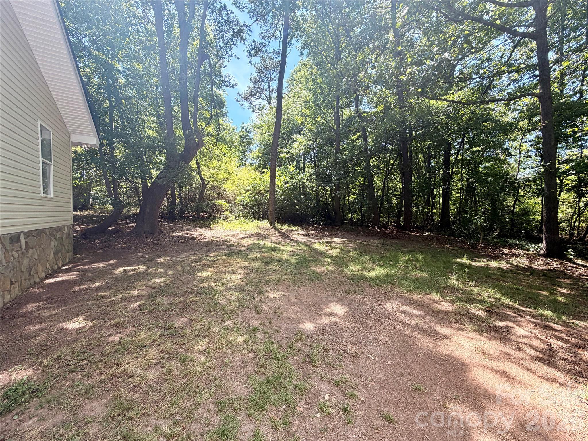 3910 Oakwood Circle Property Photo 5