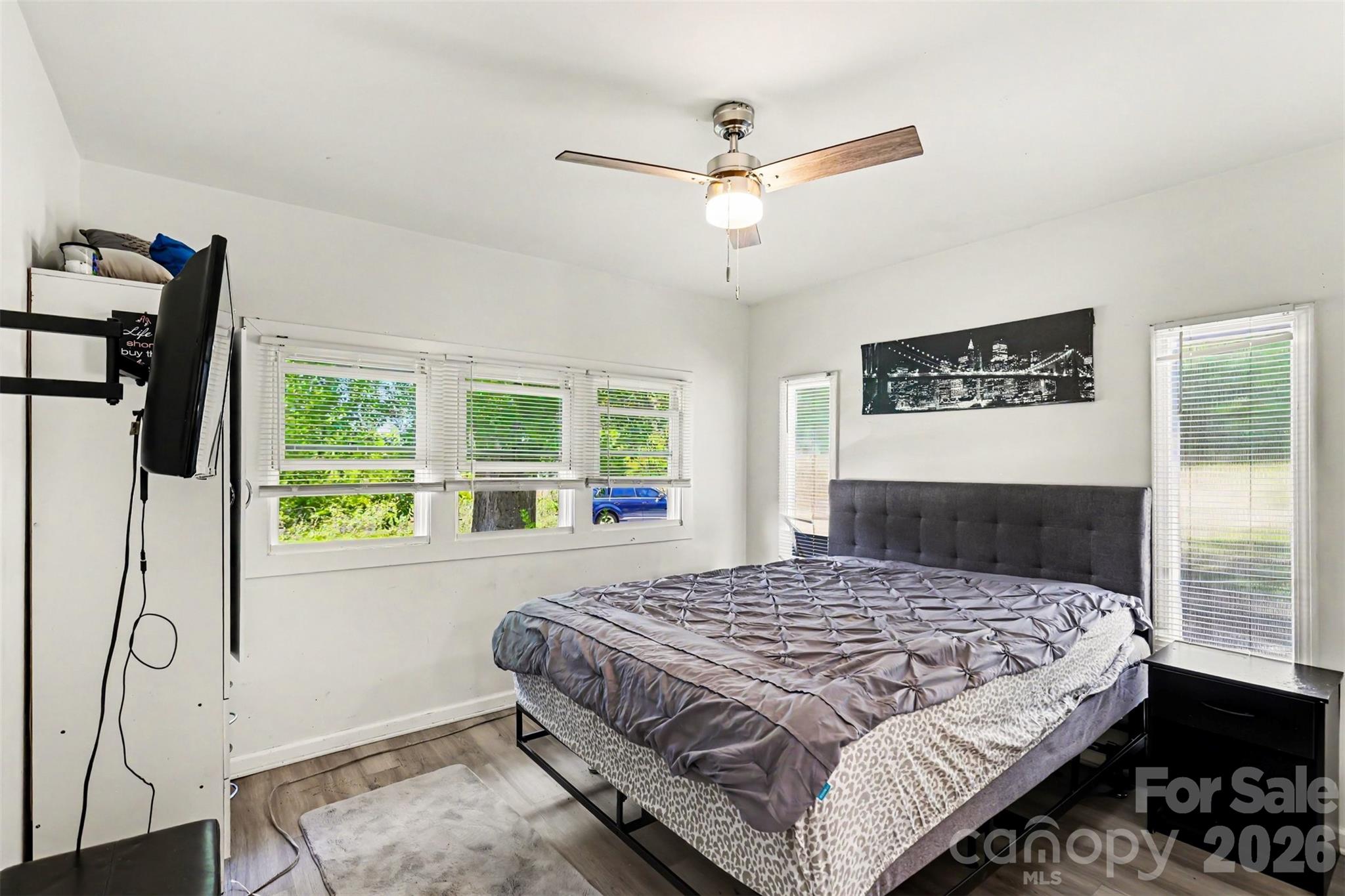 9937 Harwood Lane Property Photo 9