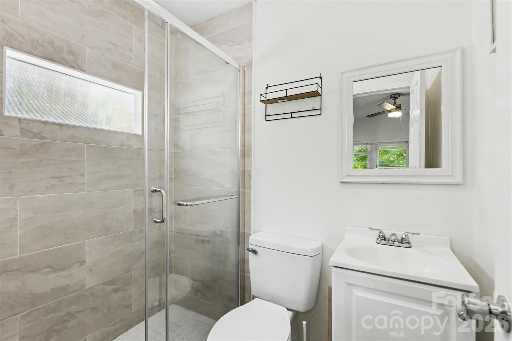 9937 Harwood Lane Property Photo 10