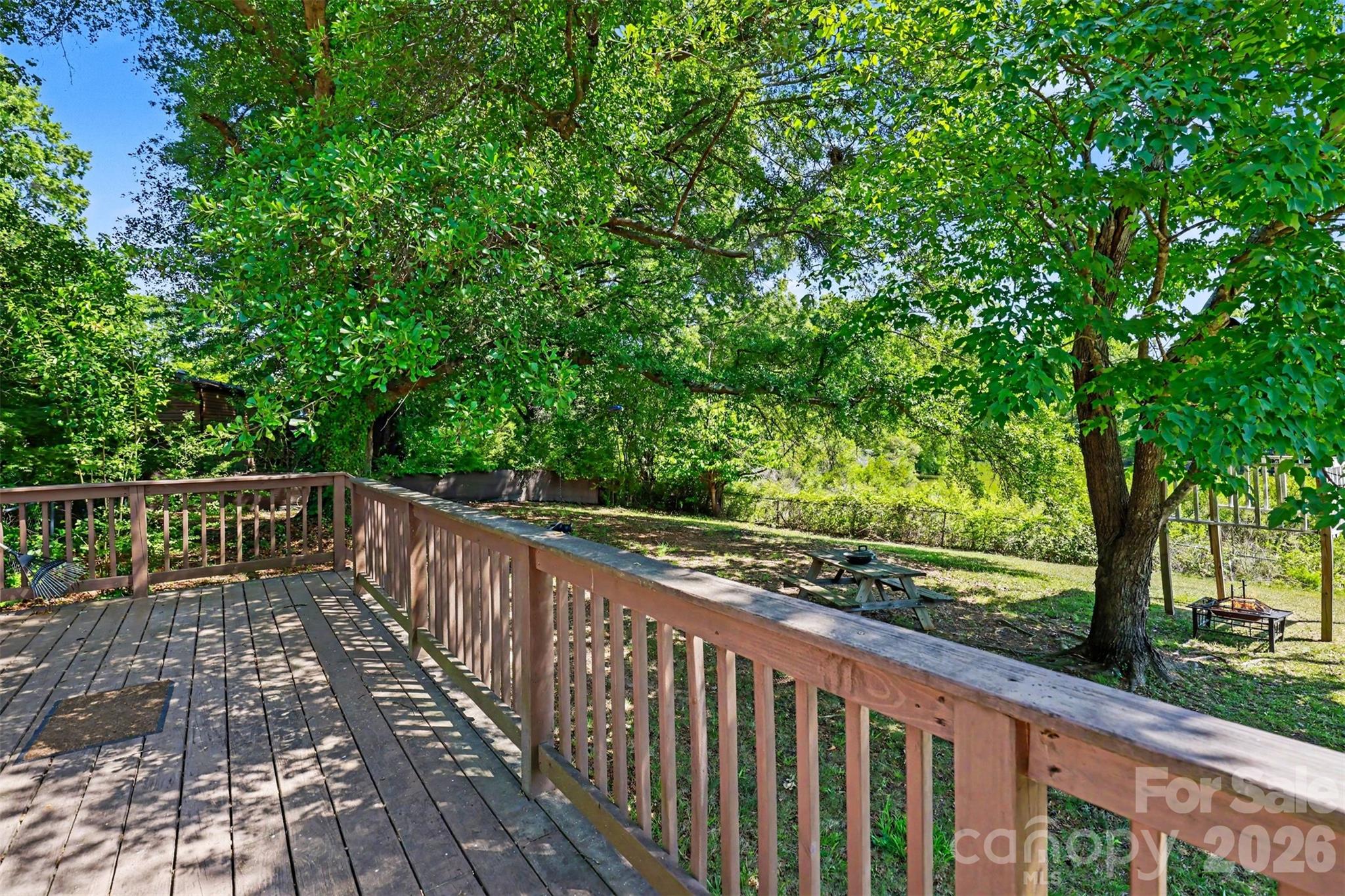 9937 Harwood Lane Property Photo 17