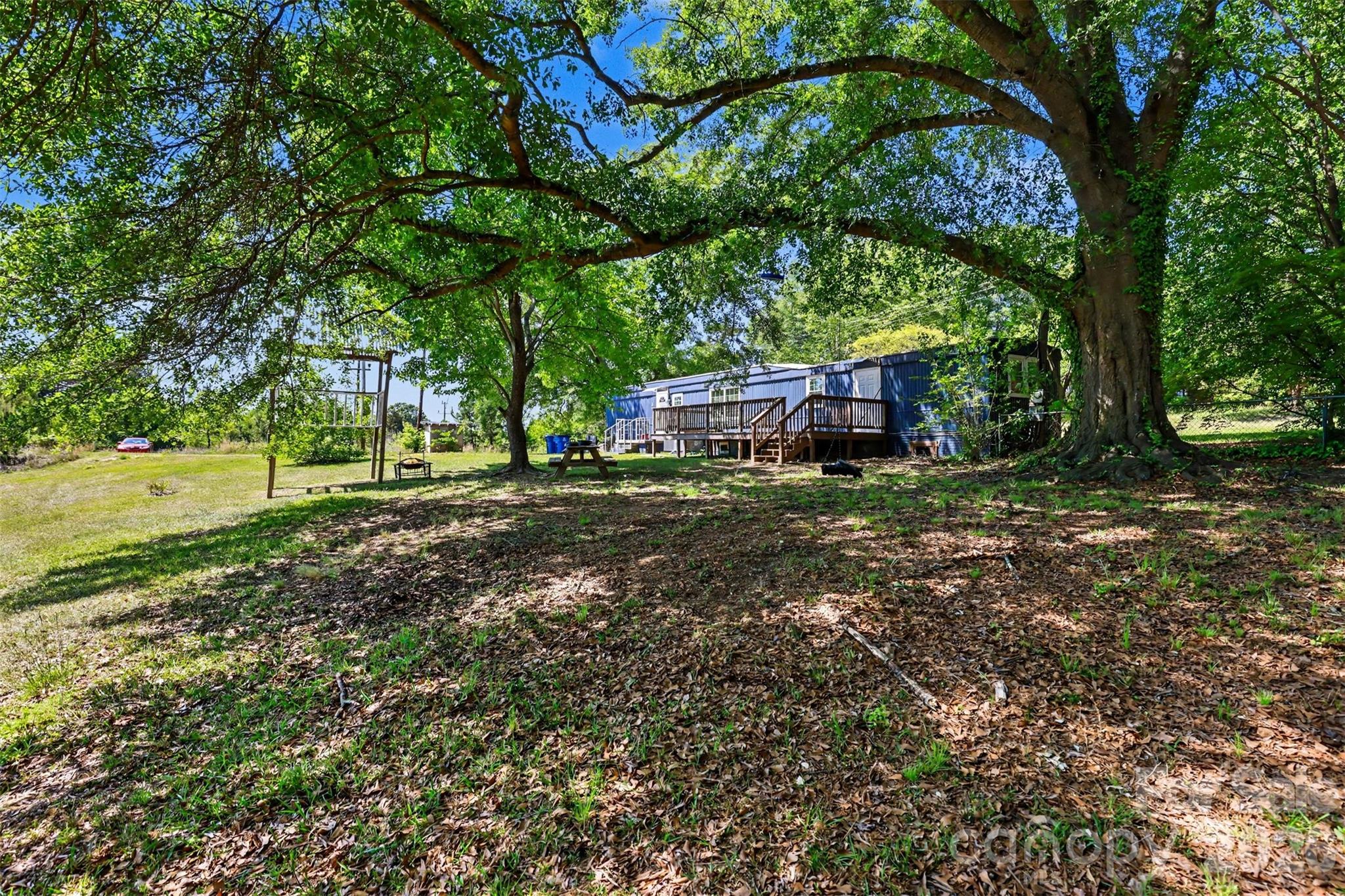 9937 Harwood Lane Property Photo 19