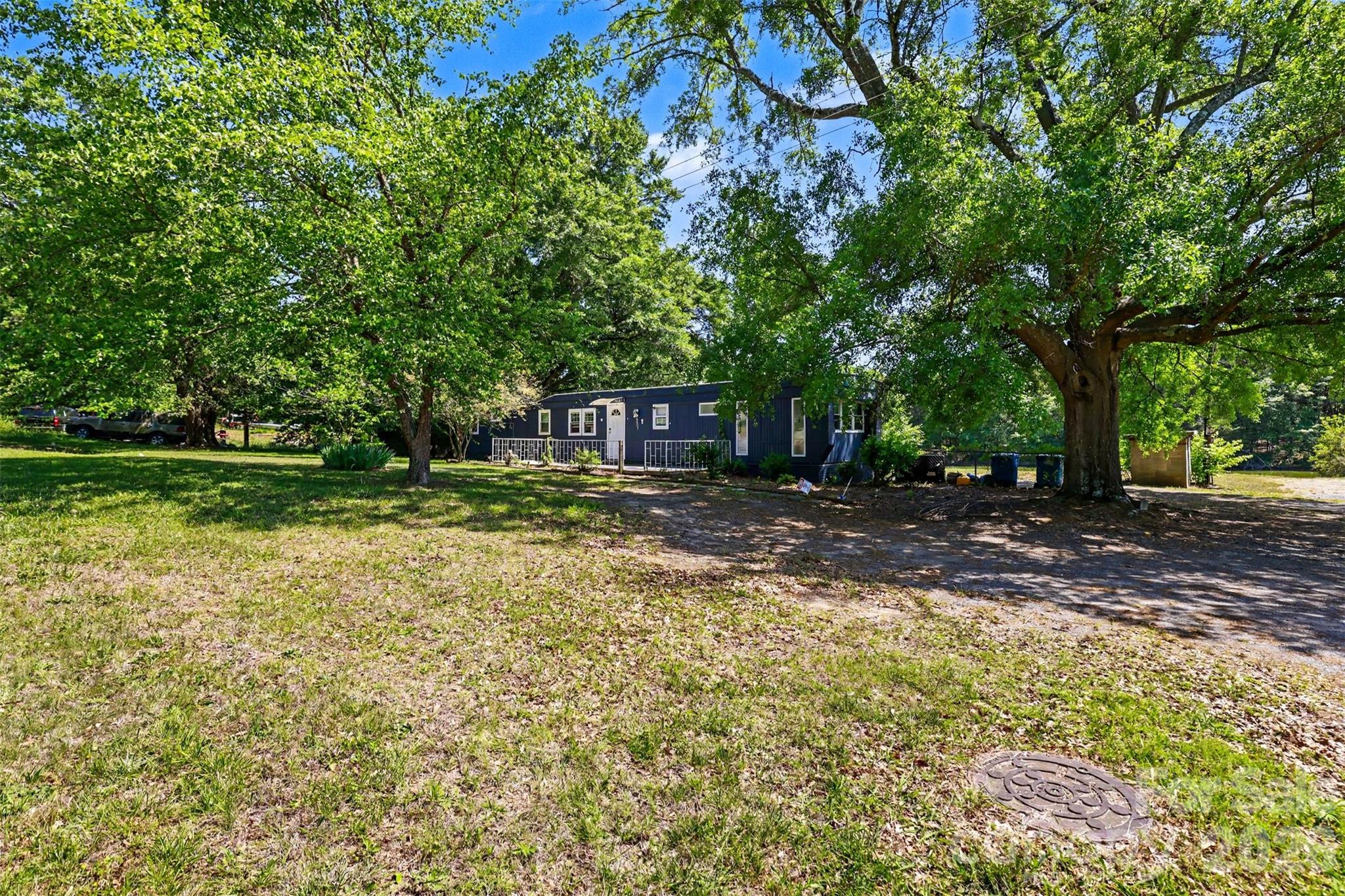 9937 Harwood Lane Property Photo 25