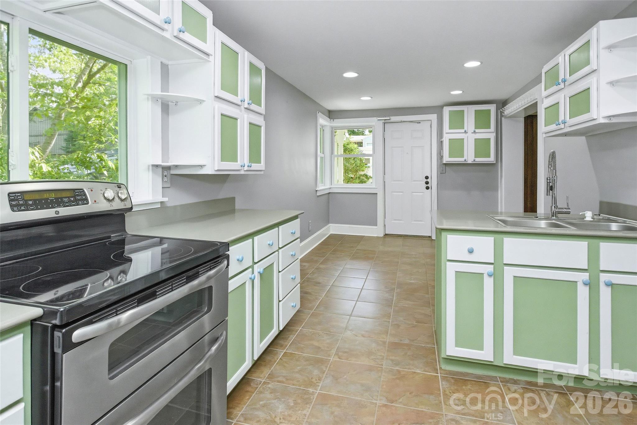 70 Cedar Street Property Photo 11