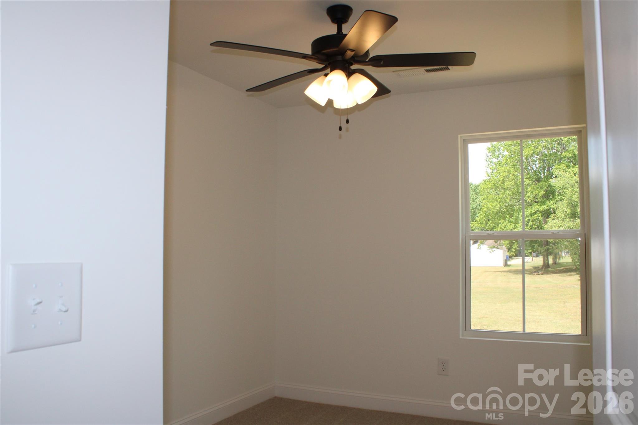 574 W Park Avenue B Property Photo 13