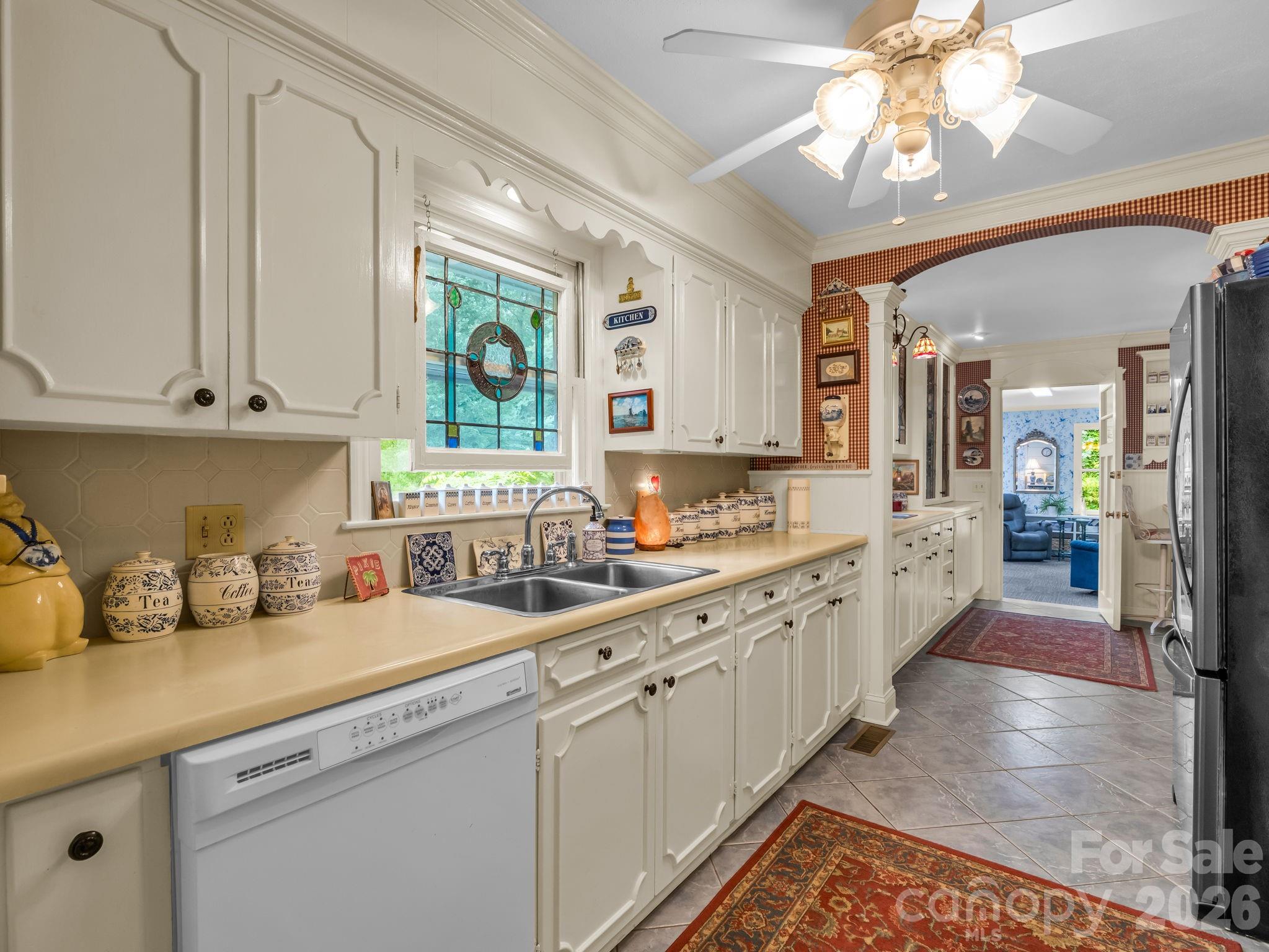 57 Tate Lane Property Photo 12