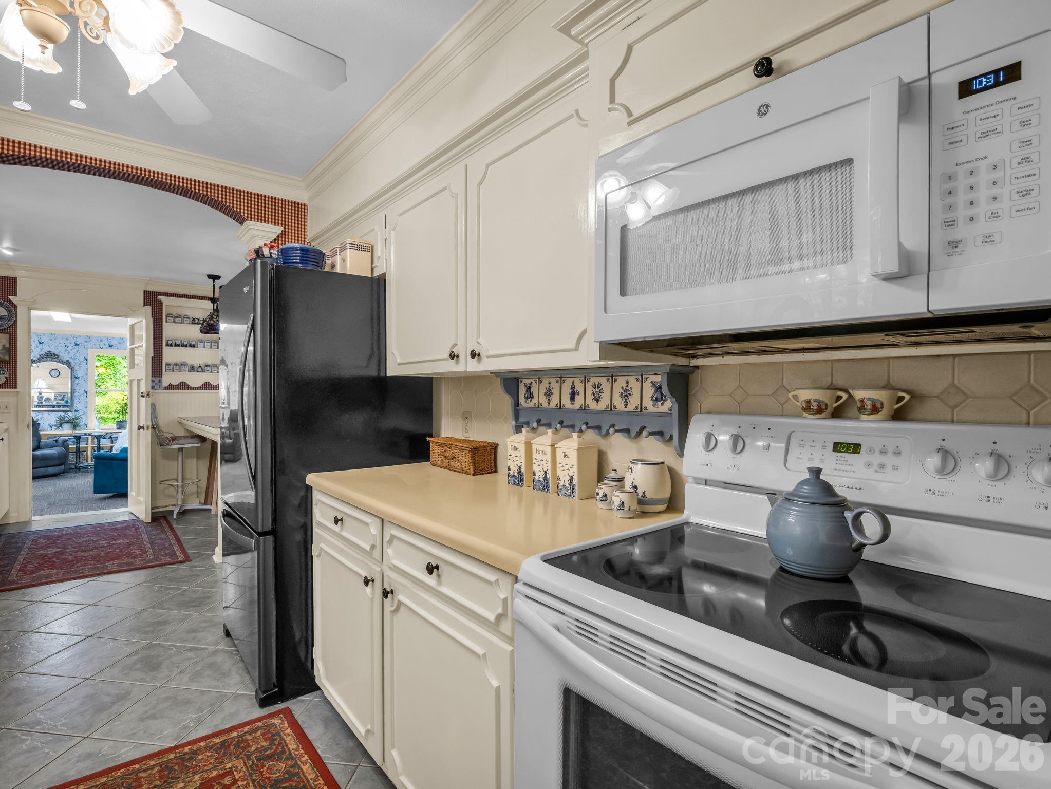 57 Tate Lane Property Photo 13