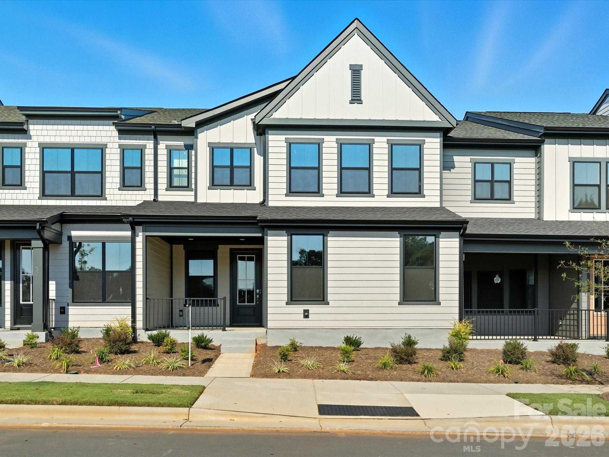 323 Ardmore Drive Property Photo 1