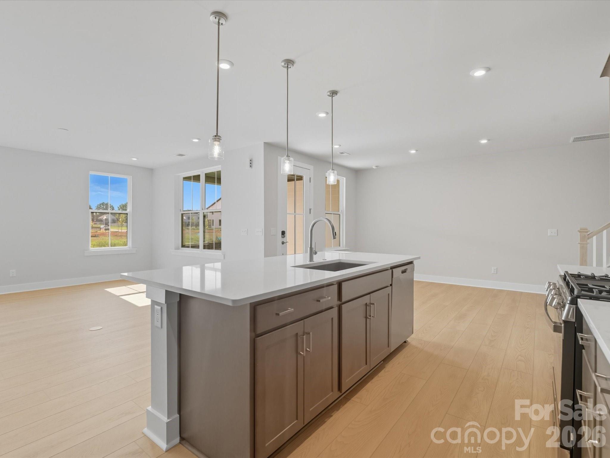 323 Ardmore Drive Property Photo 12