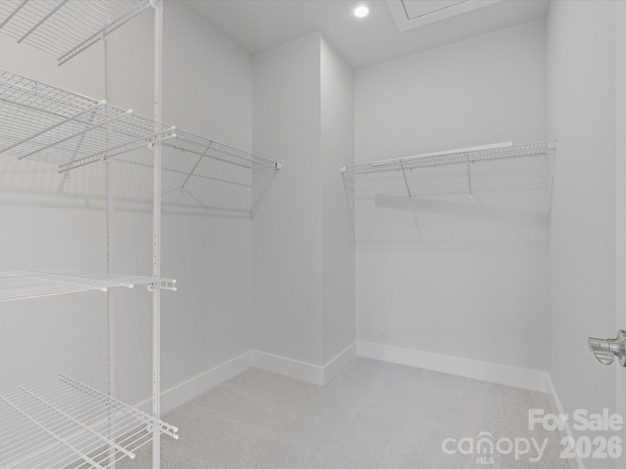 323 Ardmore Drive Property Photo 17