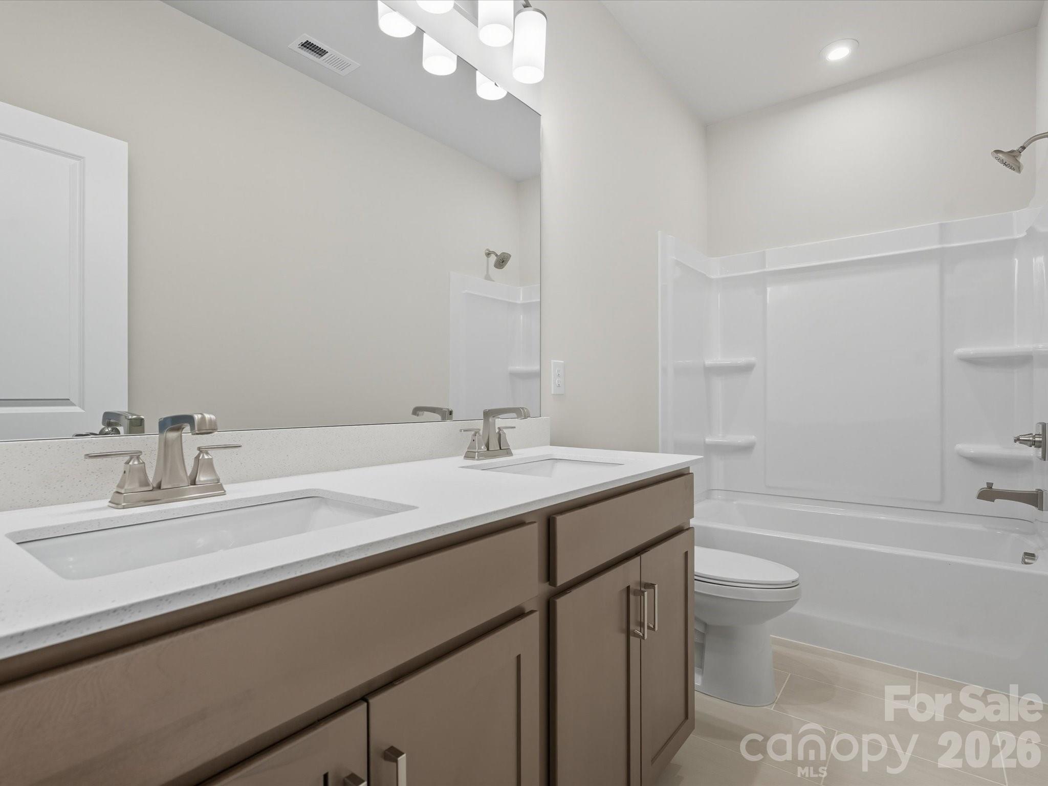 323 Ardmore Drive Property Photo 20