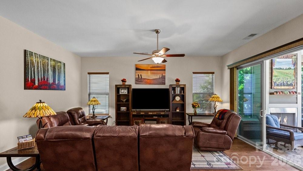 442 Granite Lake Court Property Photo 15