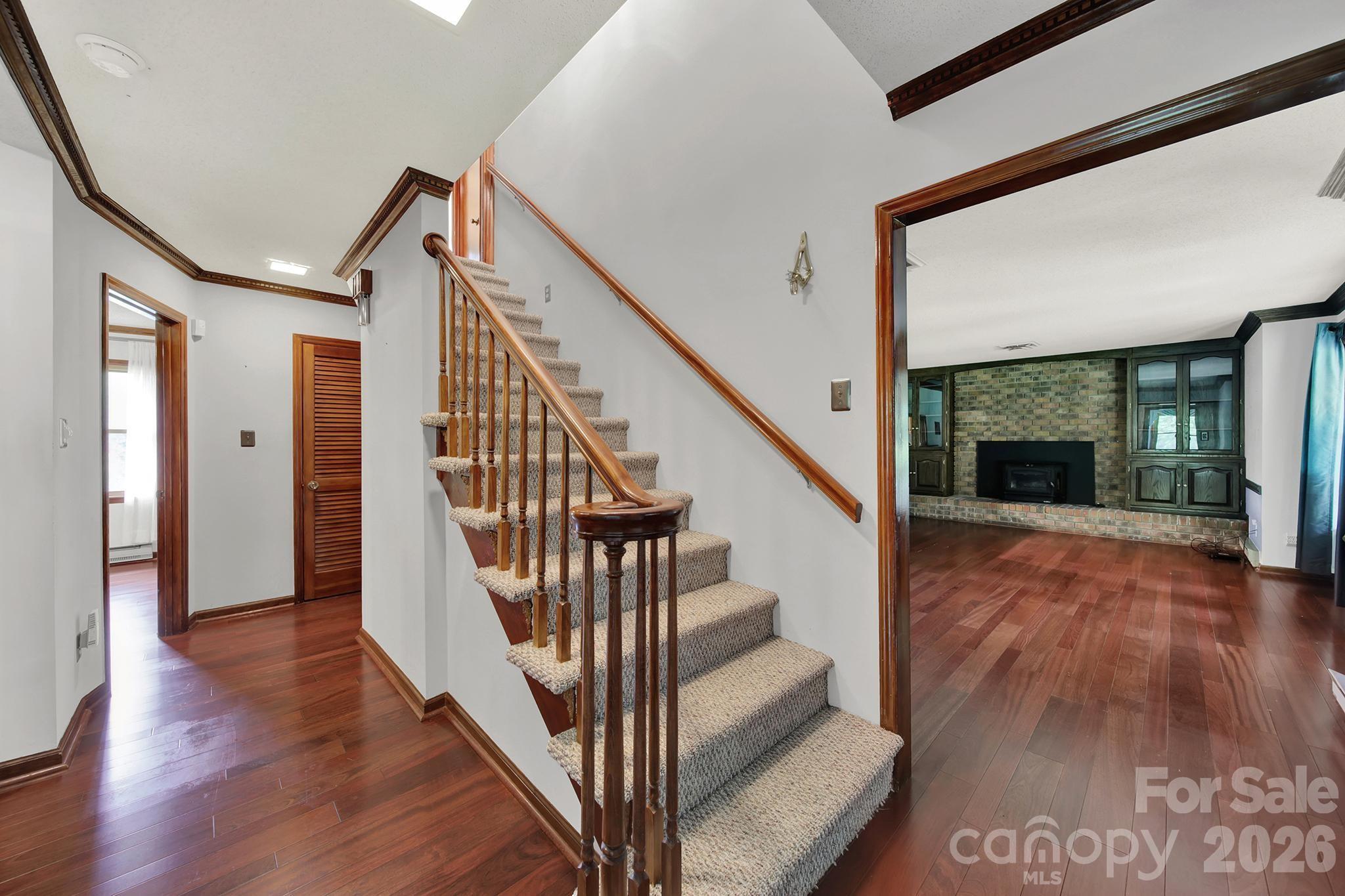 5913 Tom Query Road Property Photo 2