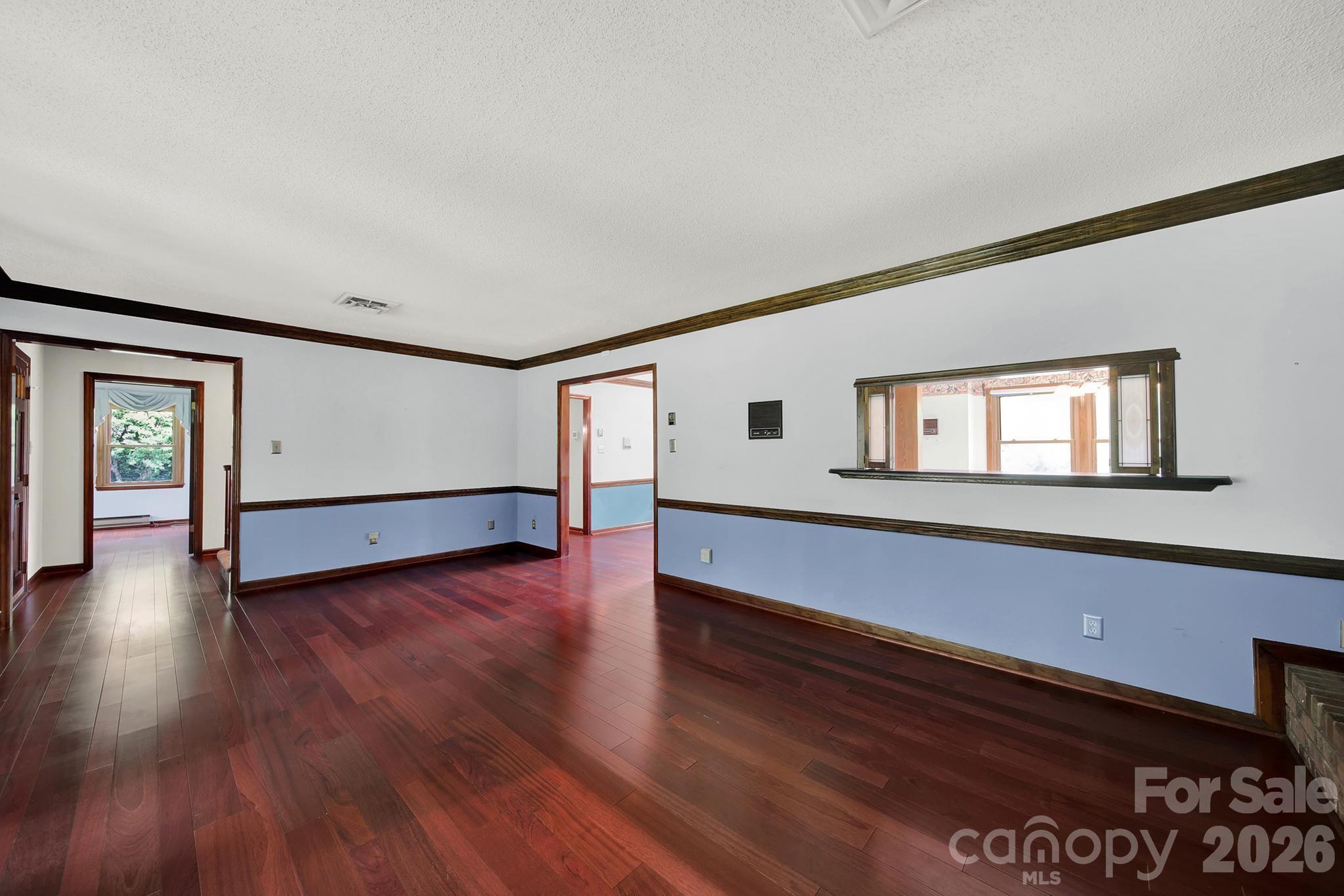 5913 Tom Query Road Property Photo 6