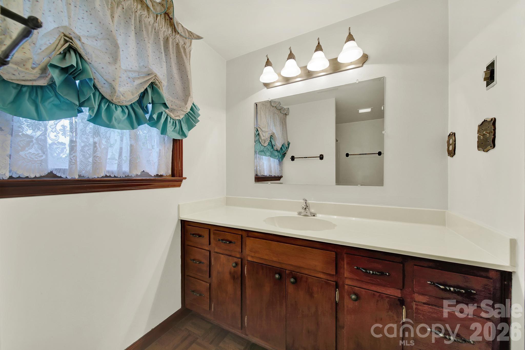 5913 Tom Query Road Property Photo 30