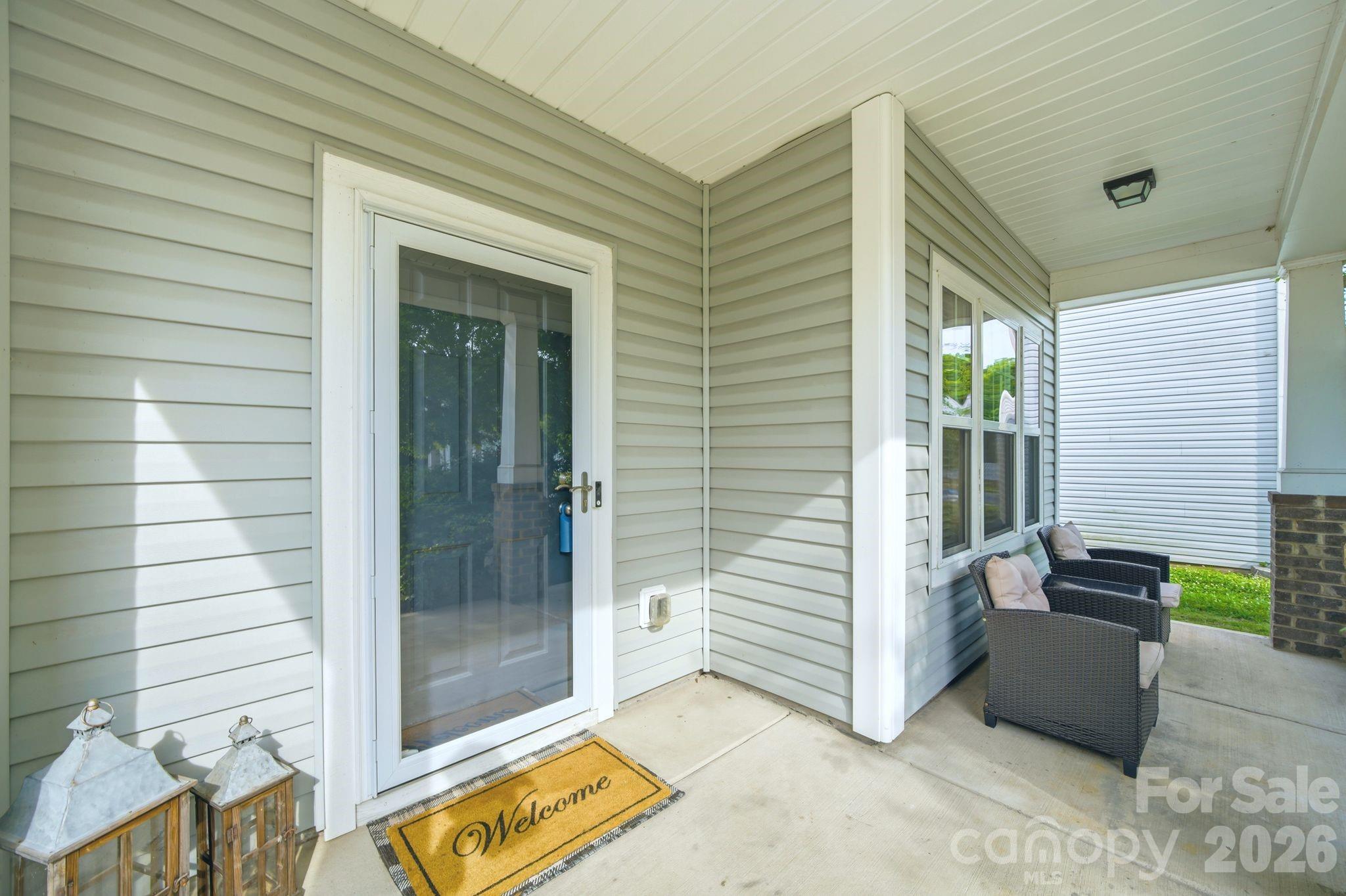 1249 Ettrick Avenue Property Photo 3